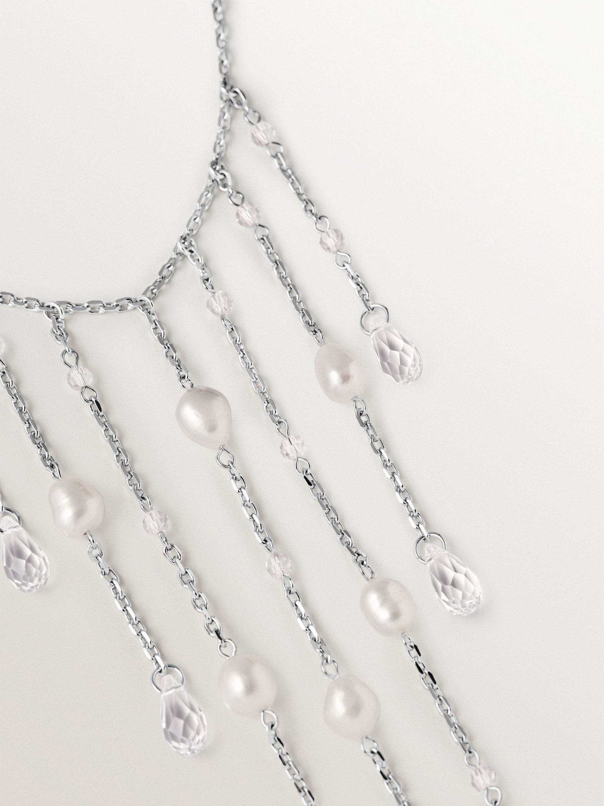 Necklace with baroque pearls and crystals