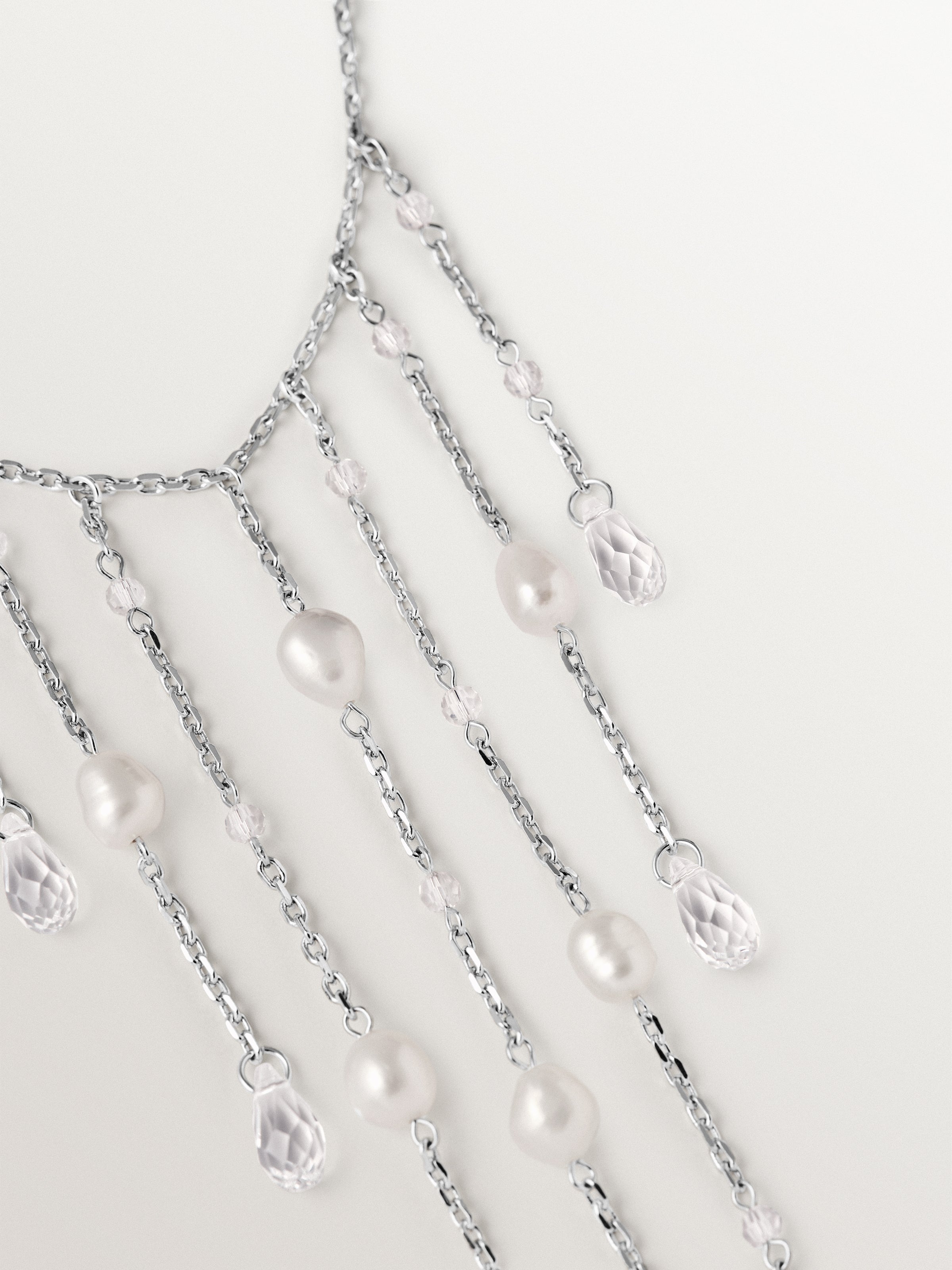 Necklace with baroque pearls and crystals