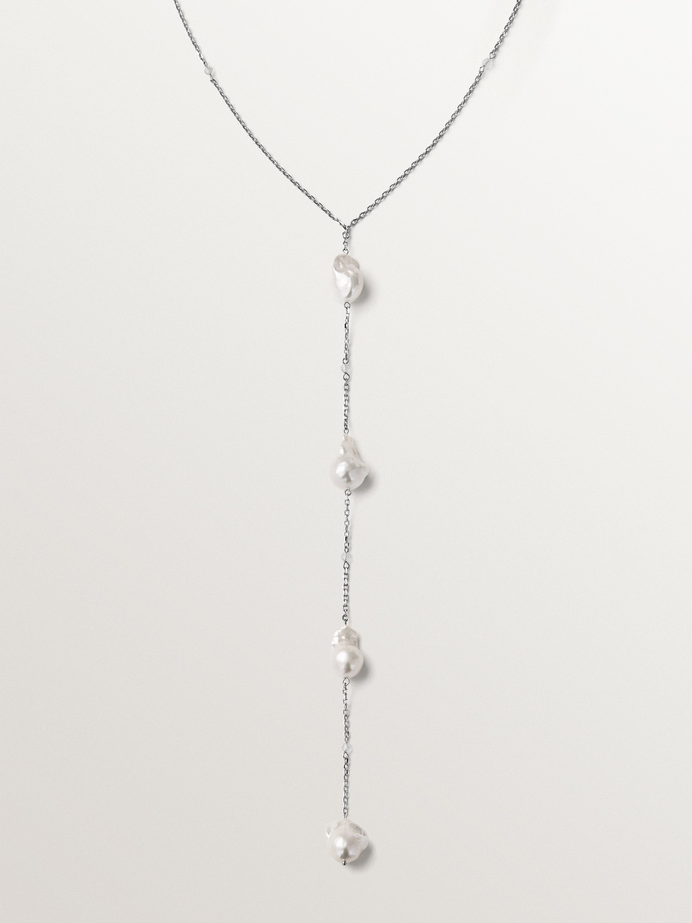 Necklace with baroque pearls and crystals