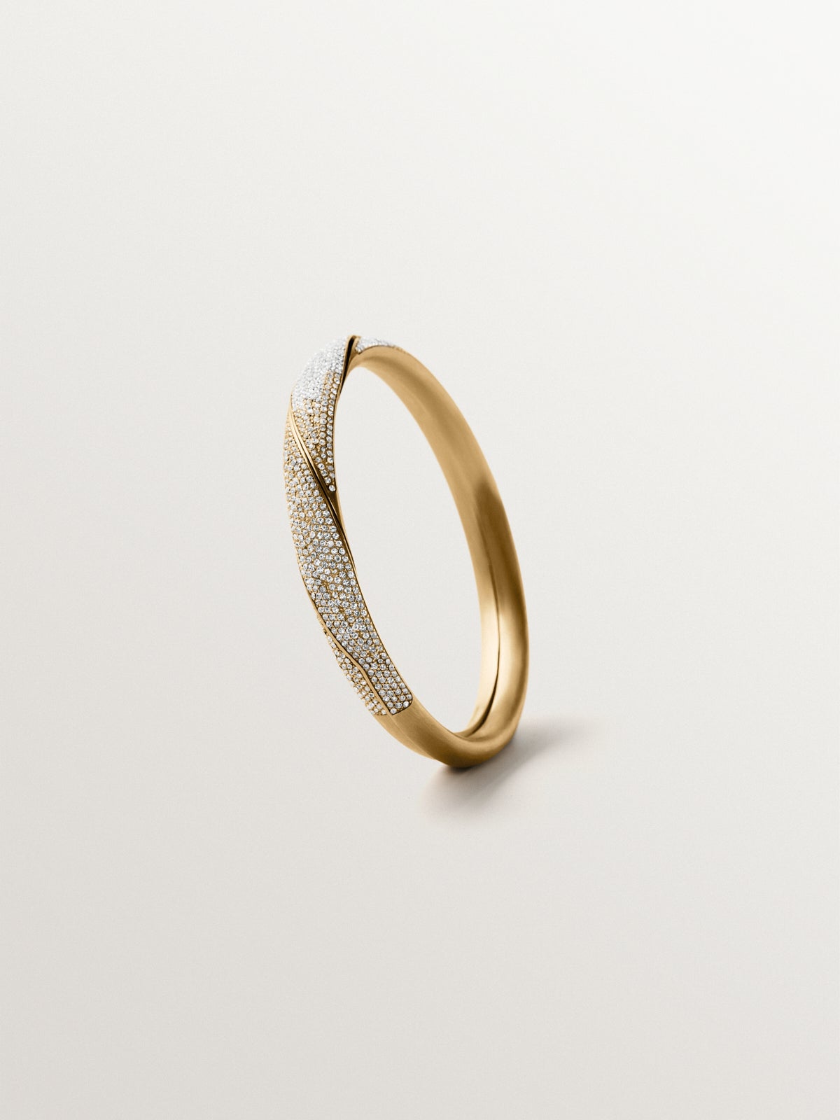 Yellow gold-plated gimmel bracelet with crystal pavé