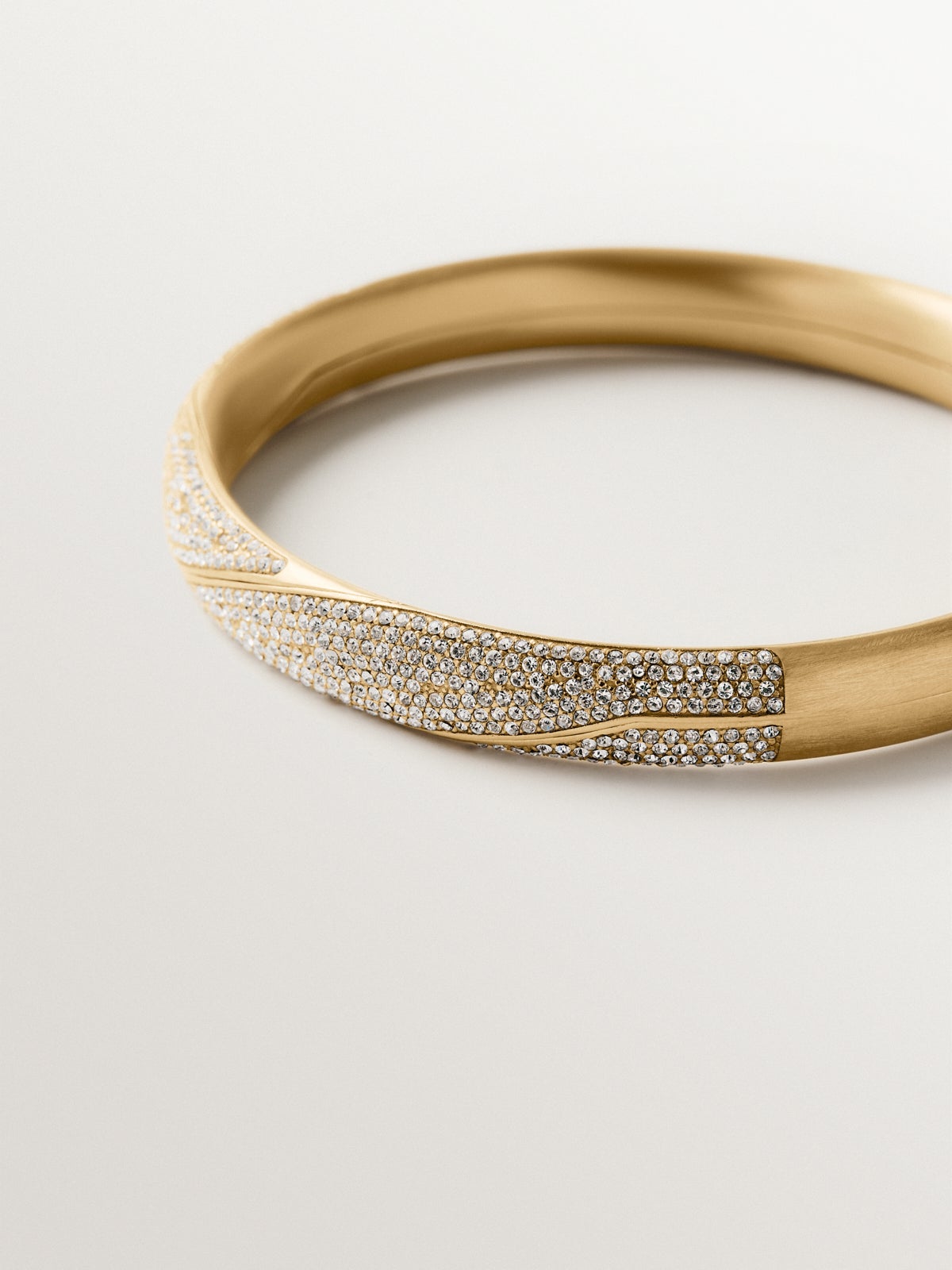 Yellow gold-plated gimmel bracelet with crystal pavé