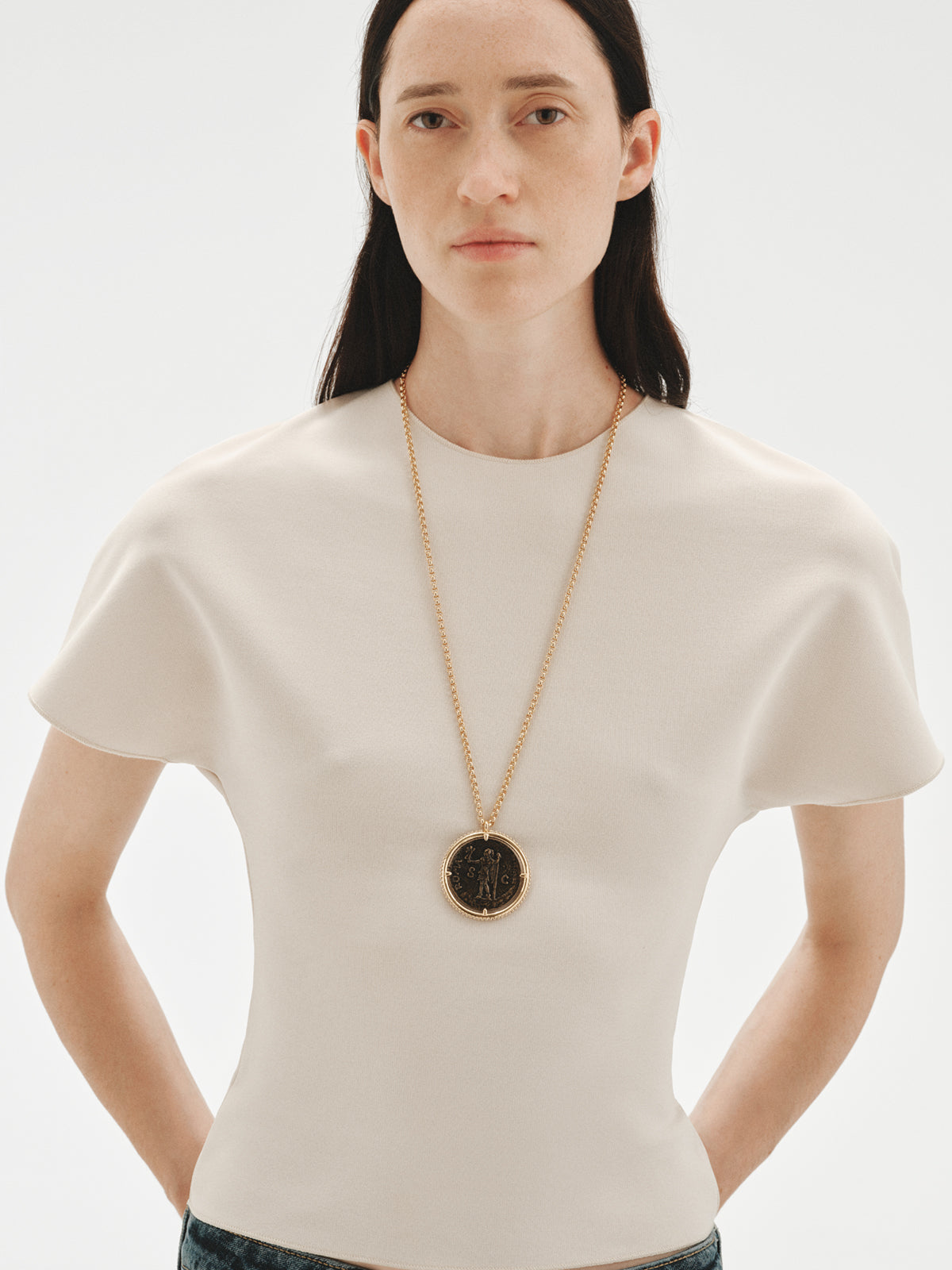 18K yellow gold-plated necklace with coin