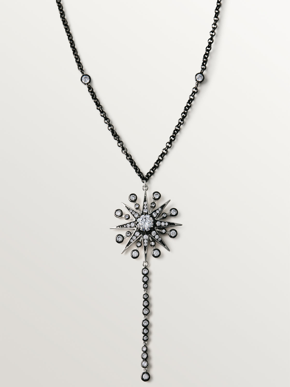 Two-tone necklace with crystals and stars