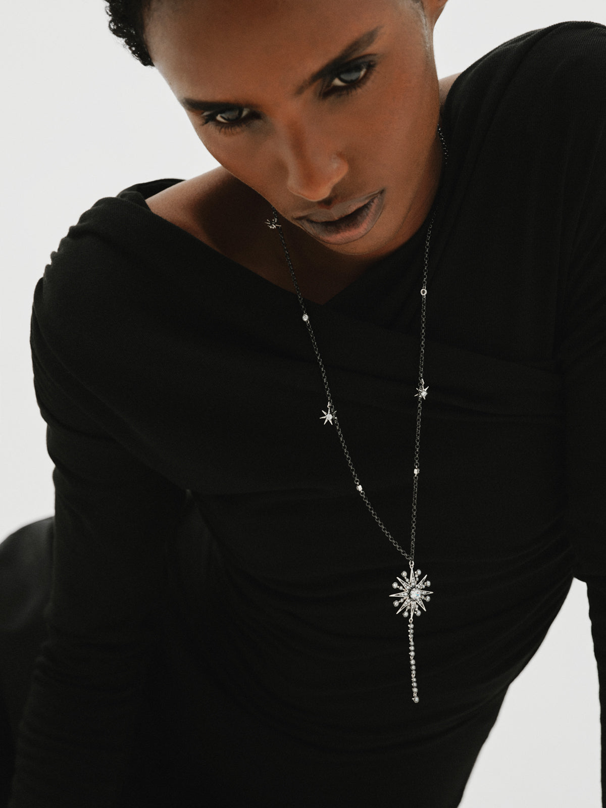 Two-tone necklace with crystals and stars