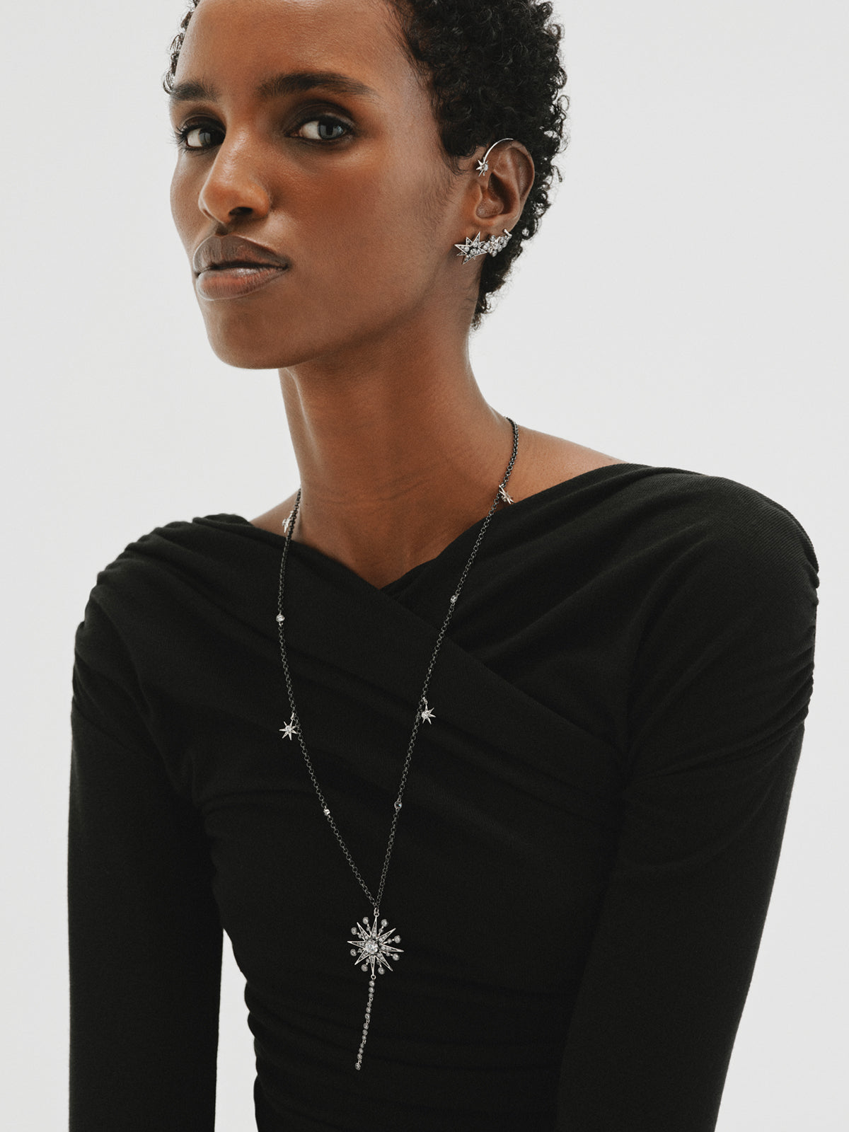 Two-tone necklace with crystals and stars