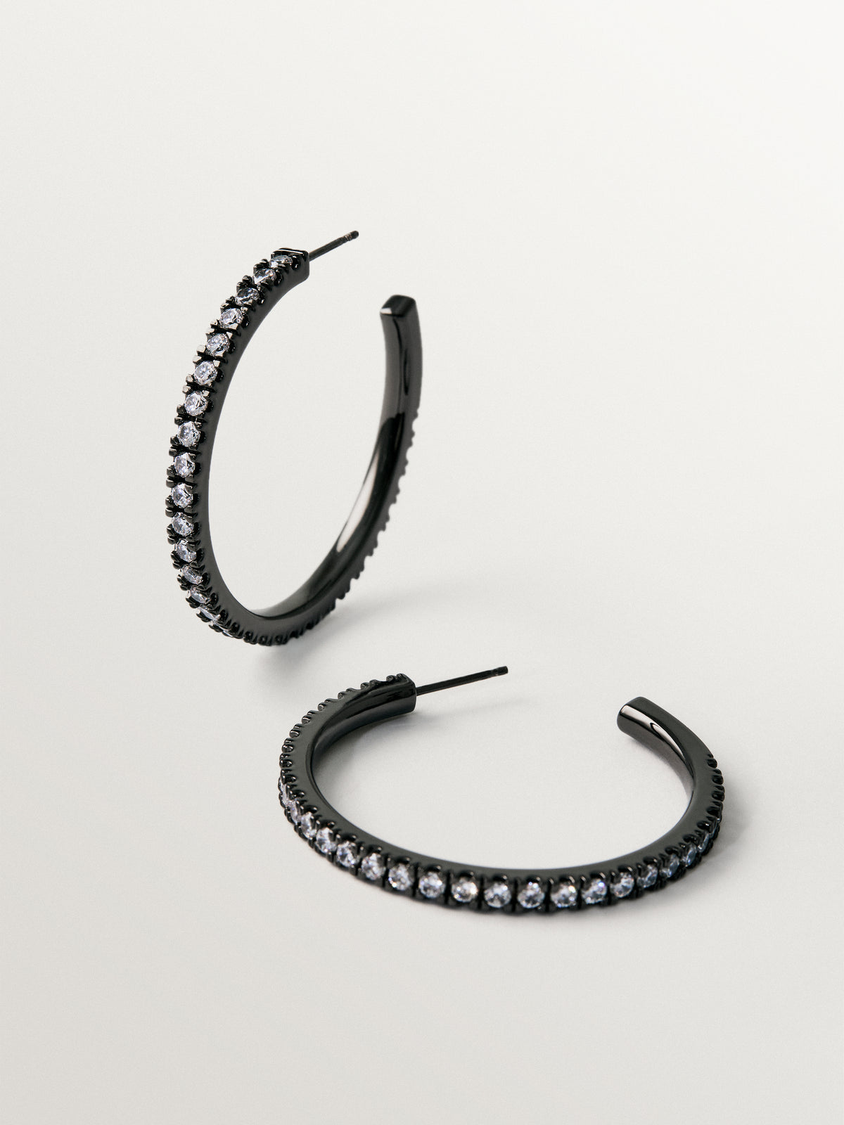 Medium hoop earrings with crystals