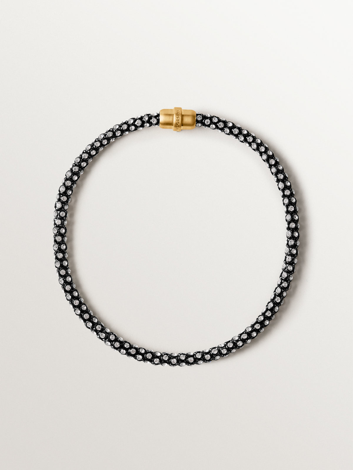 Short tube-shaped necklace with crystals