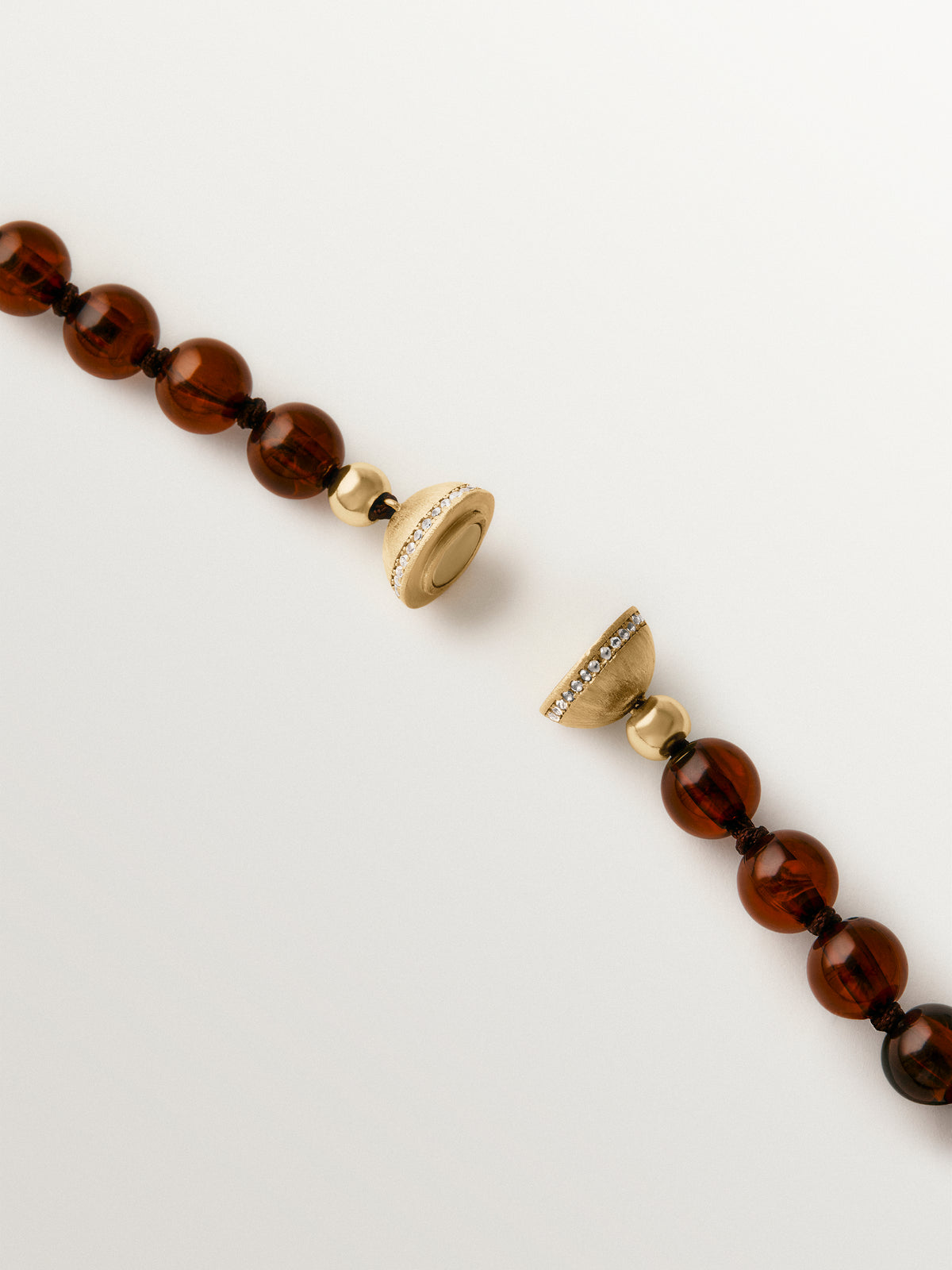 18K yellow gold-plated necklace with brown resin beads and crystals