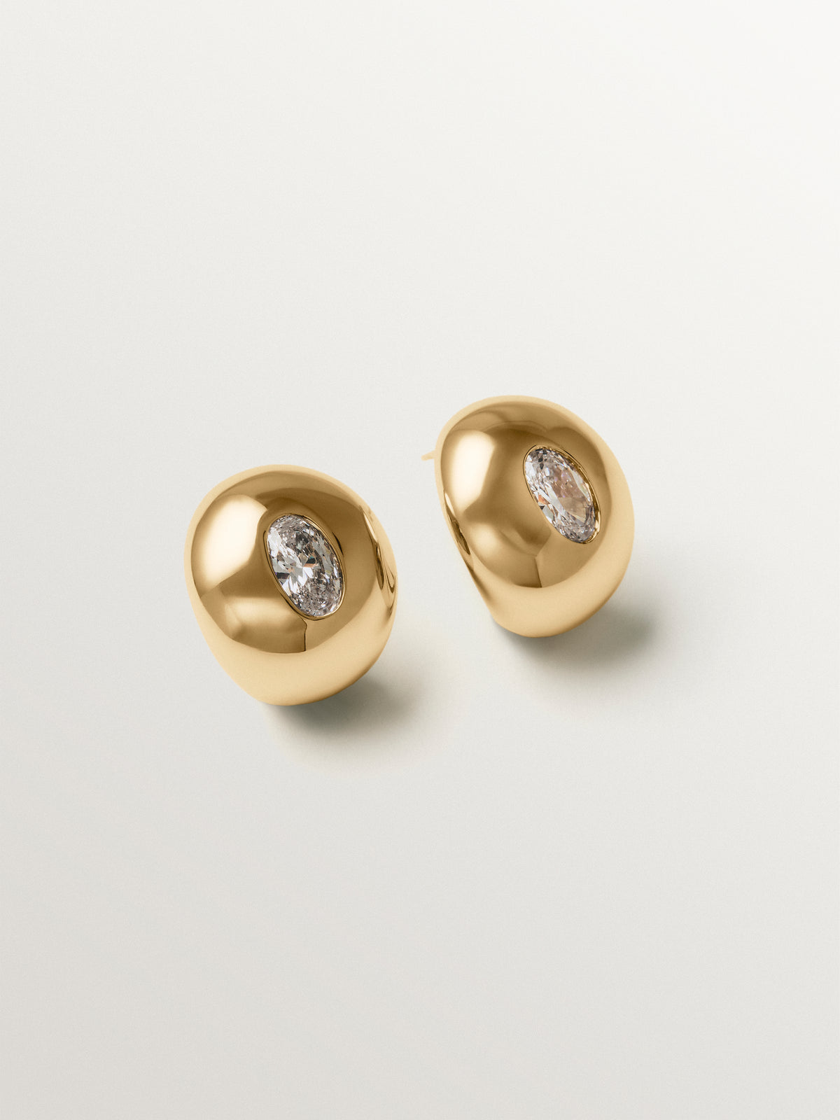 Yellow gold-plated hoop earrings with crystals
