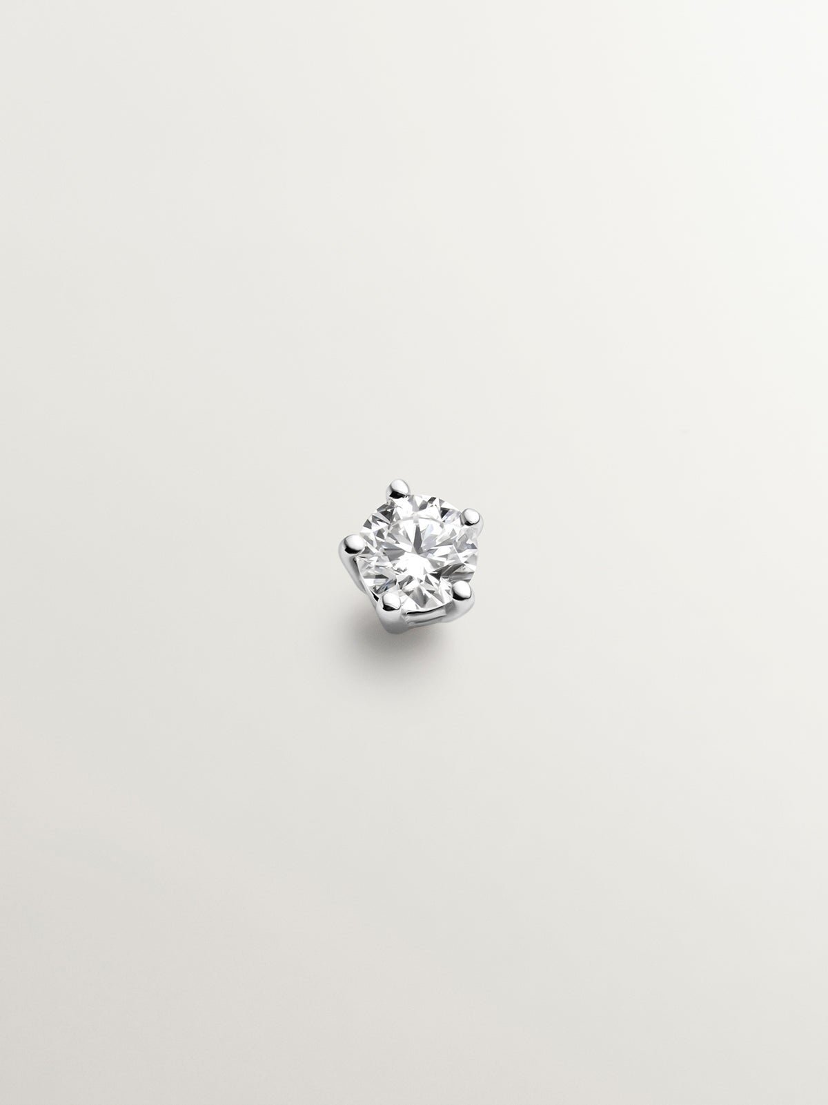 18K white gold single earring with diamonds