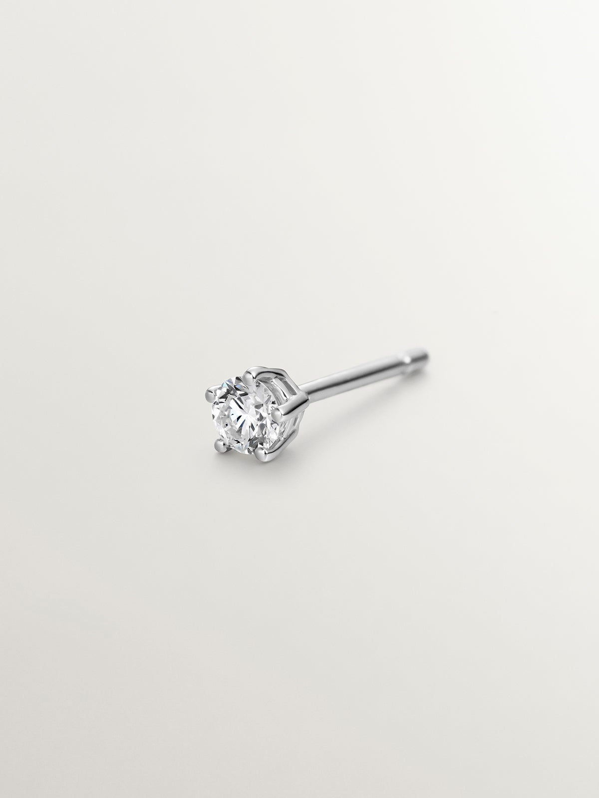 18K white gold single earring with diamonds