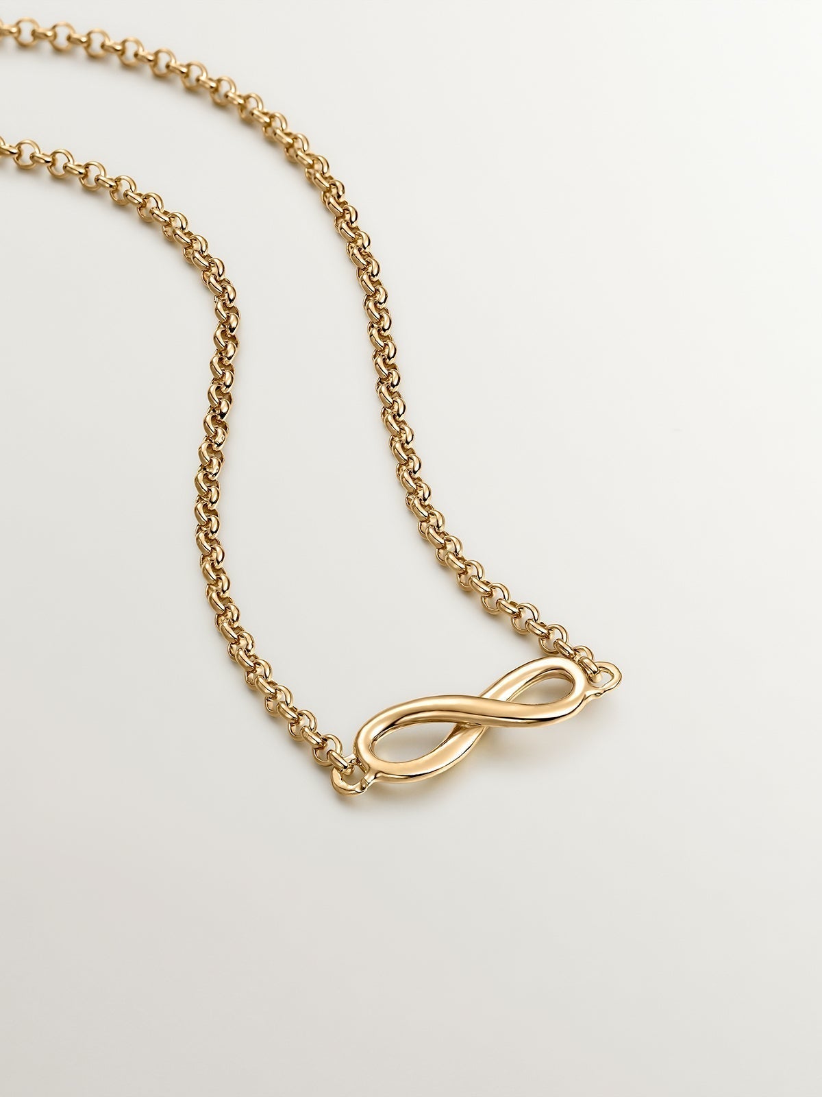 925 Silver pendant dipped in 18K yellow gold with infinity