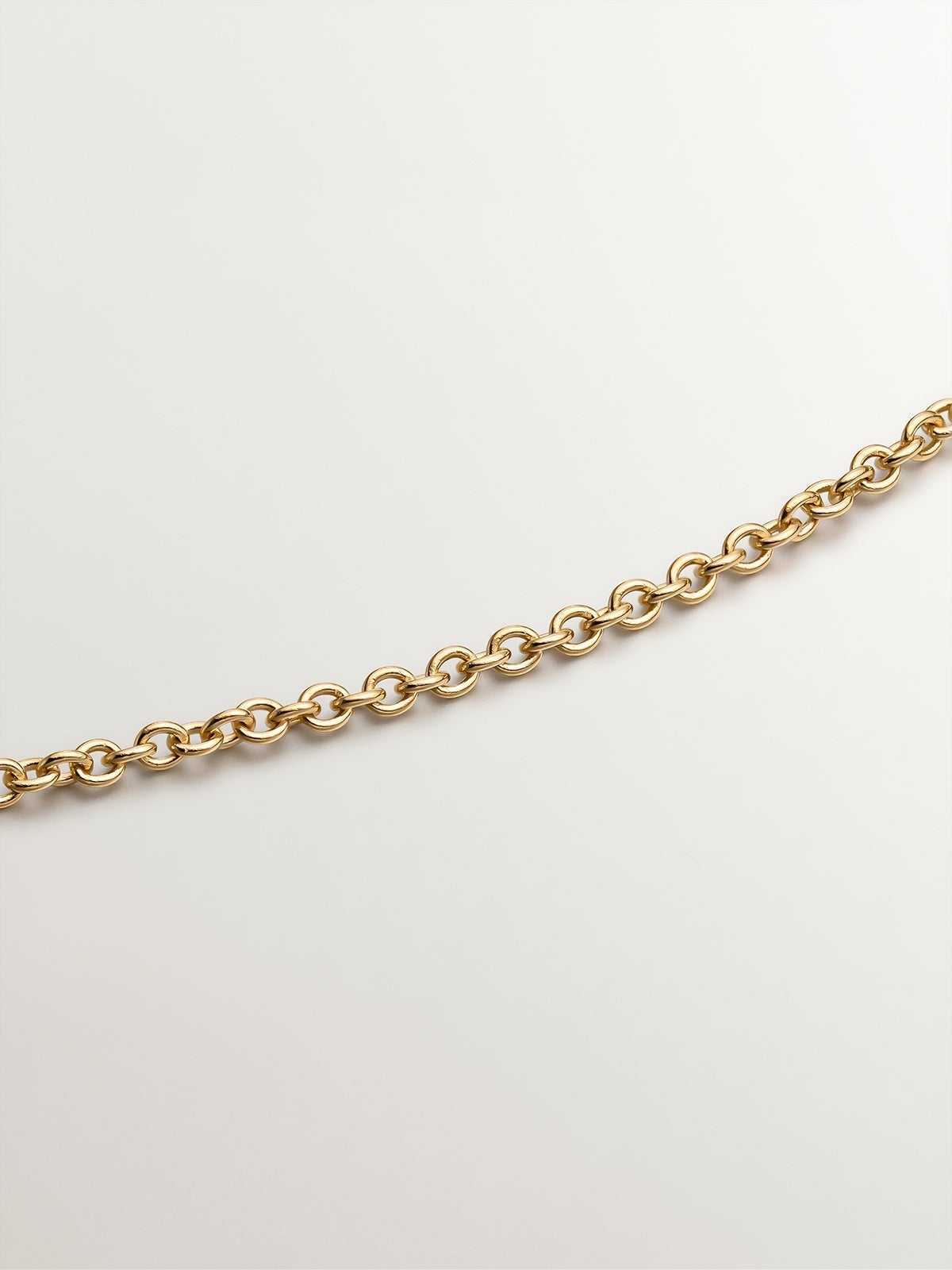 18K yellow gold solitaire pendant with 0.15 ct diamond