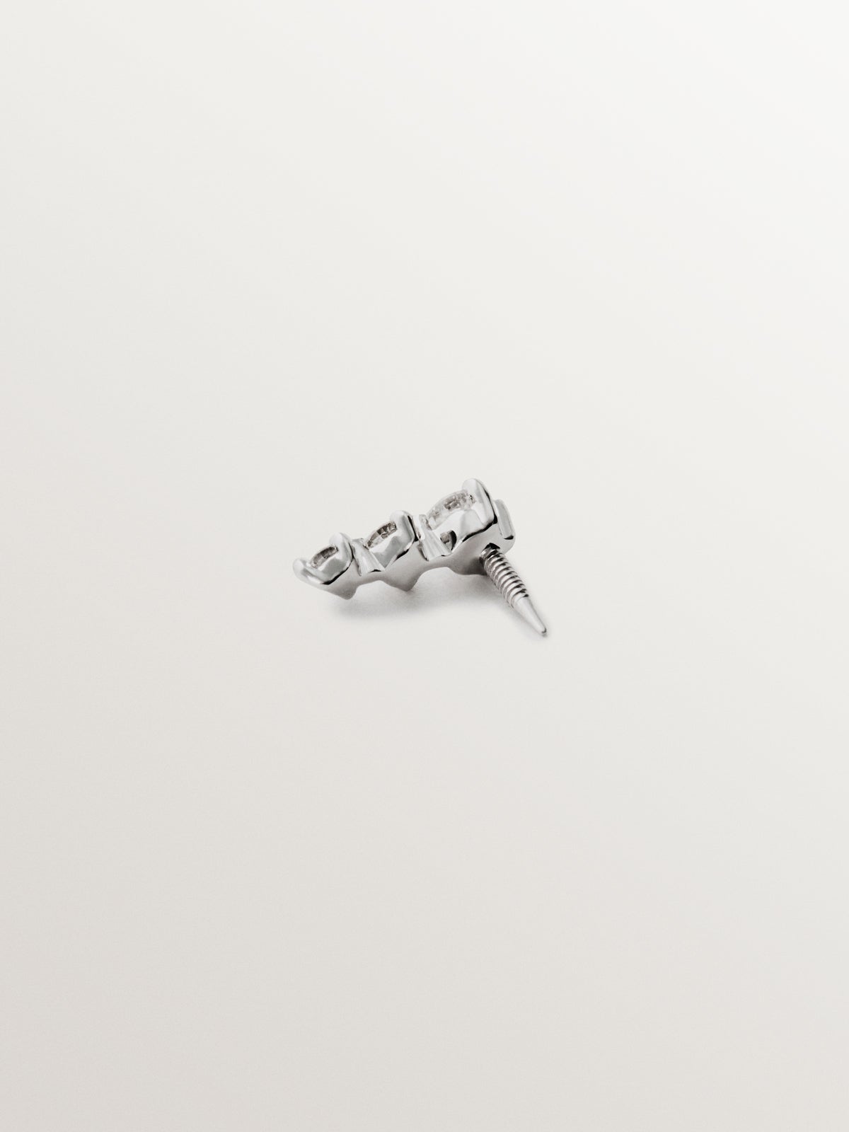 18k white gold piercing with diamonds