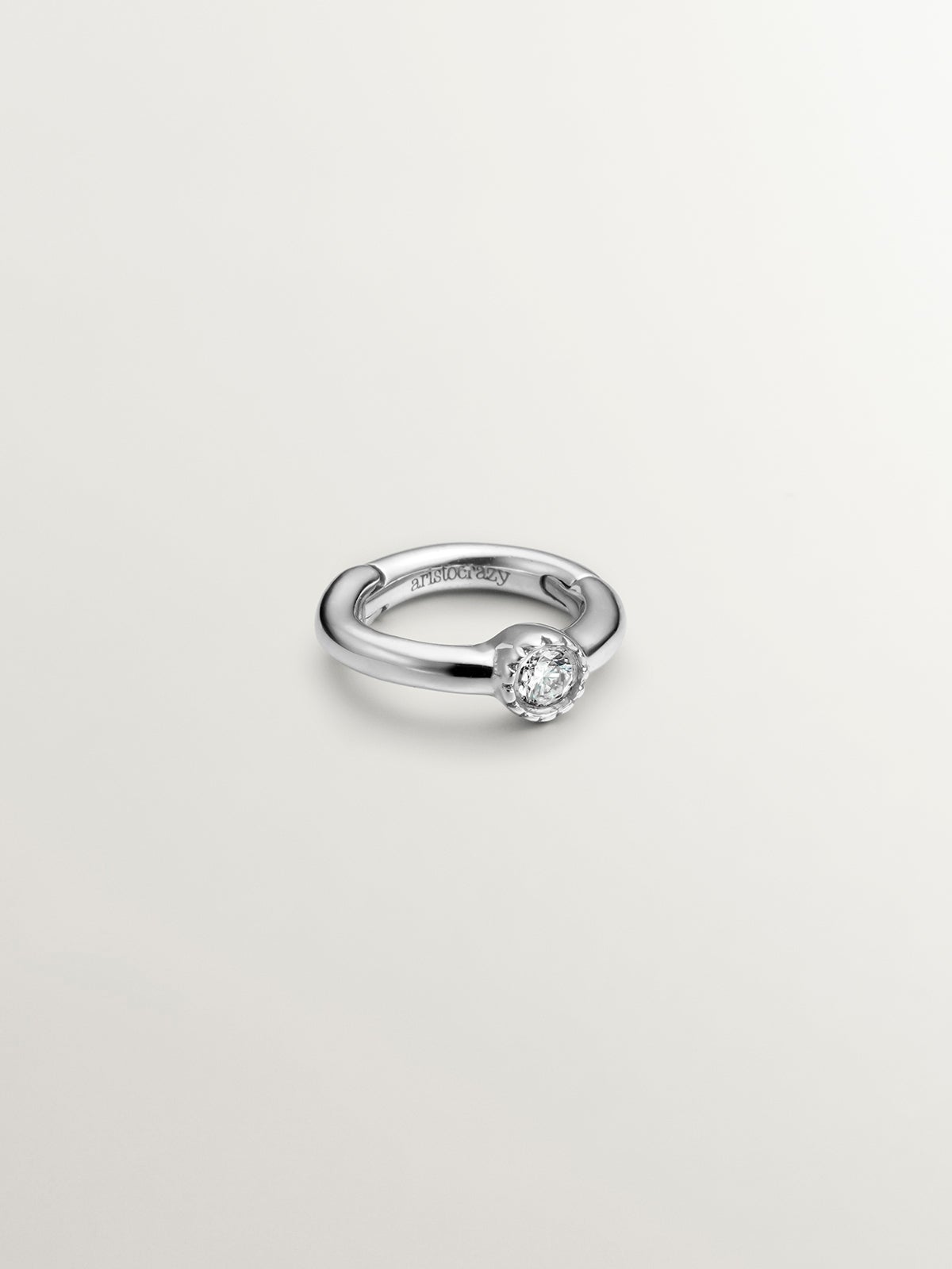 Small hoop single earring in 9K white gold with diamond 0.014 cts