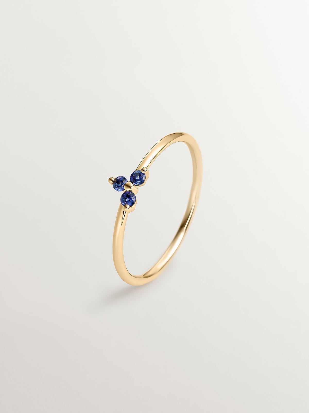 9K Yellow Gold Ring with Blue Sapphires