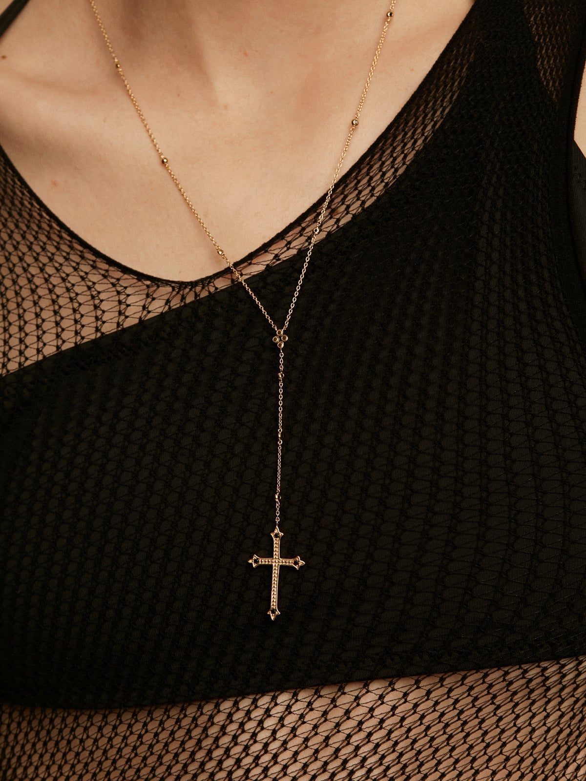925 Silver necklace bathed in 18K yellow gold with large cross and spinels