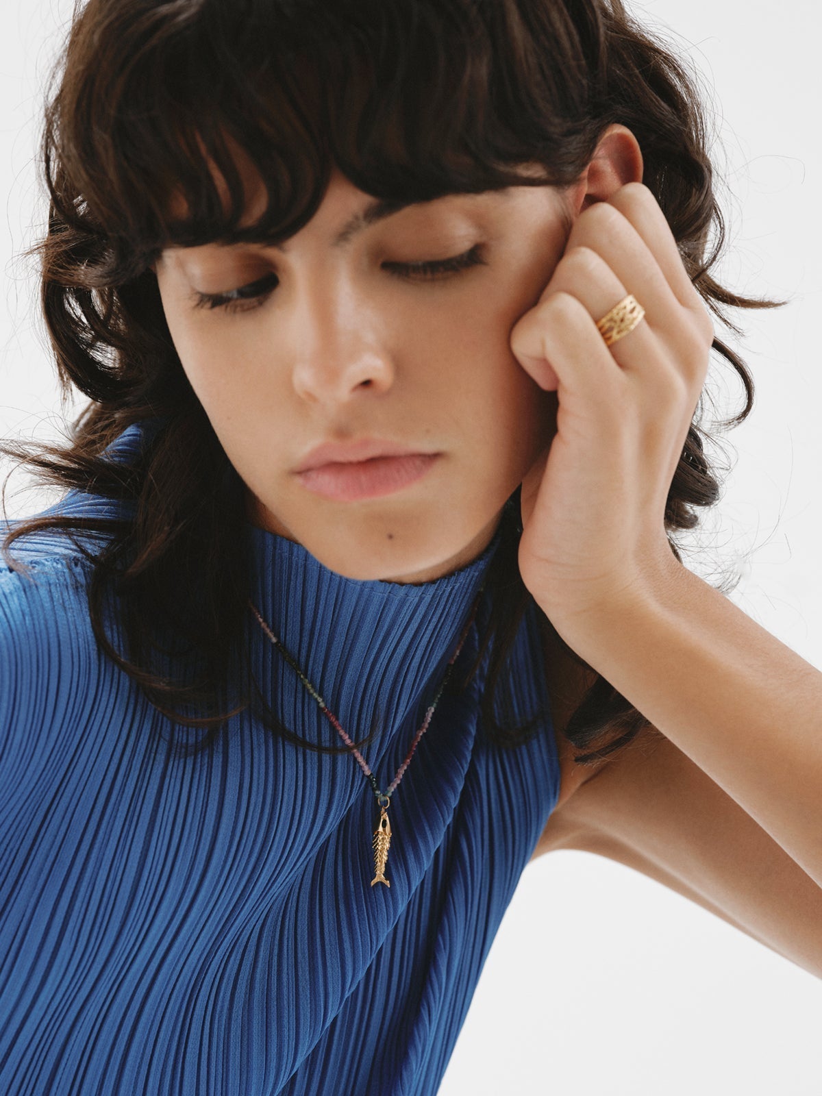 Anillo de plata 925 bañada en oro amarillo de 18K con textura mimbre
