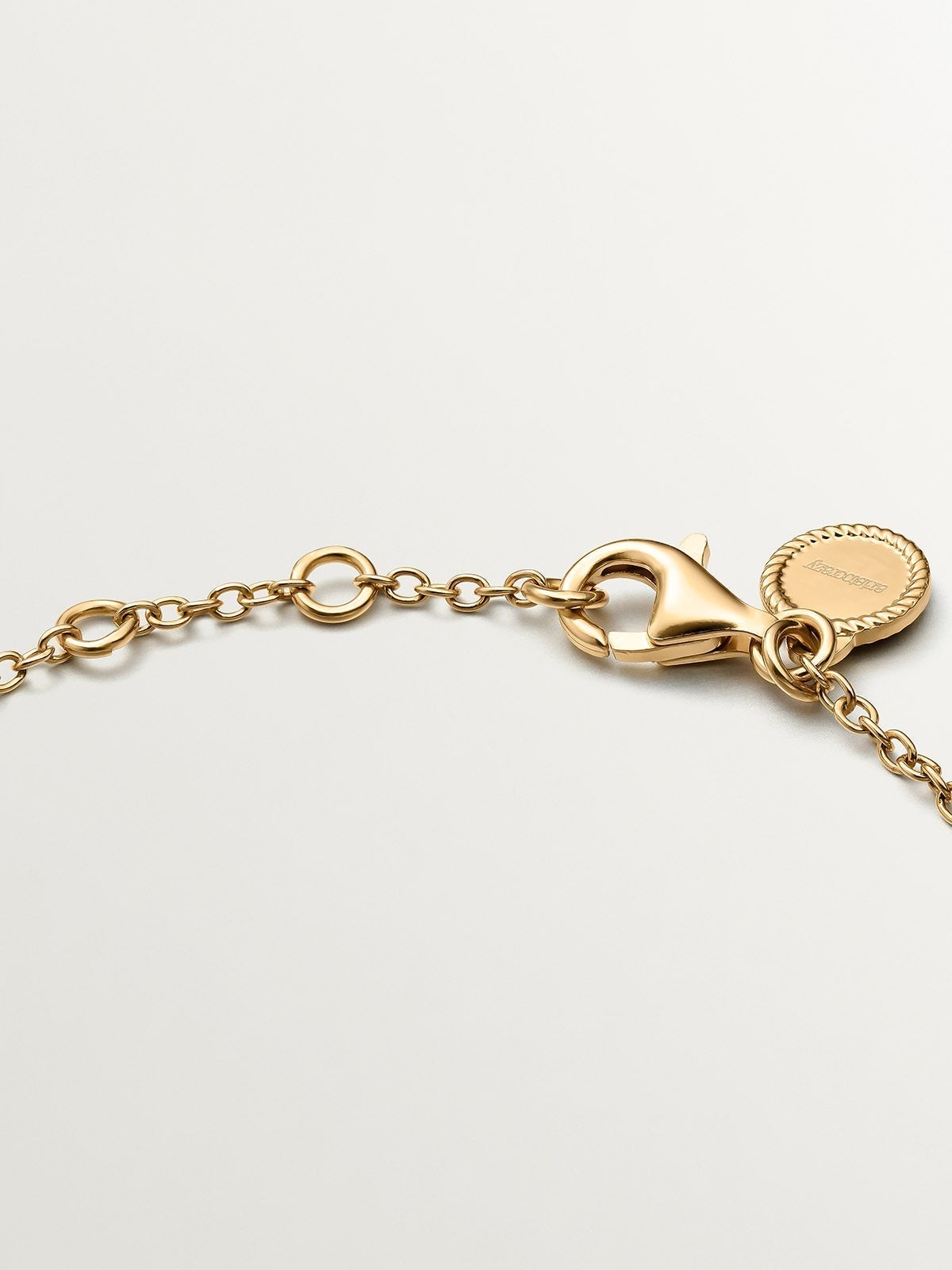 925 Silver bracelet dipped in 18K yellow gold with river pearls and water lily.
