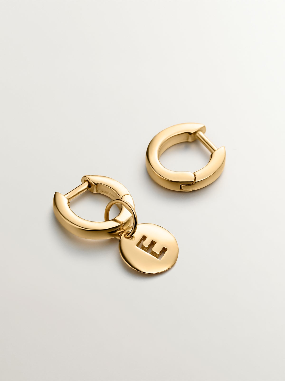 Small hoop earrings made of 925 silver, bathed in 18K yellow gold