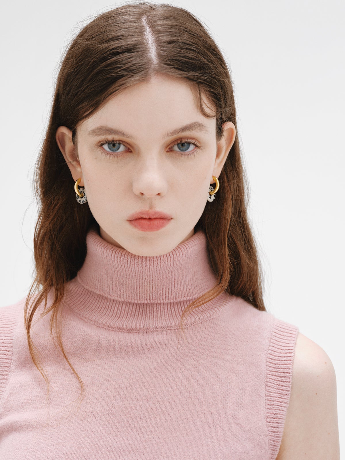 Medium hoop earrings in 925 silver plated in 18K yellow gold with Dalmatian jasper