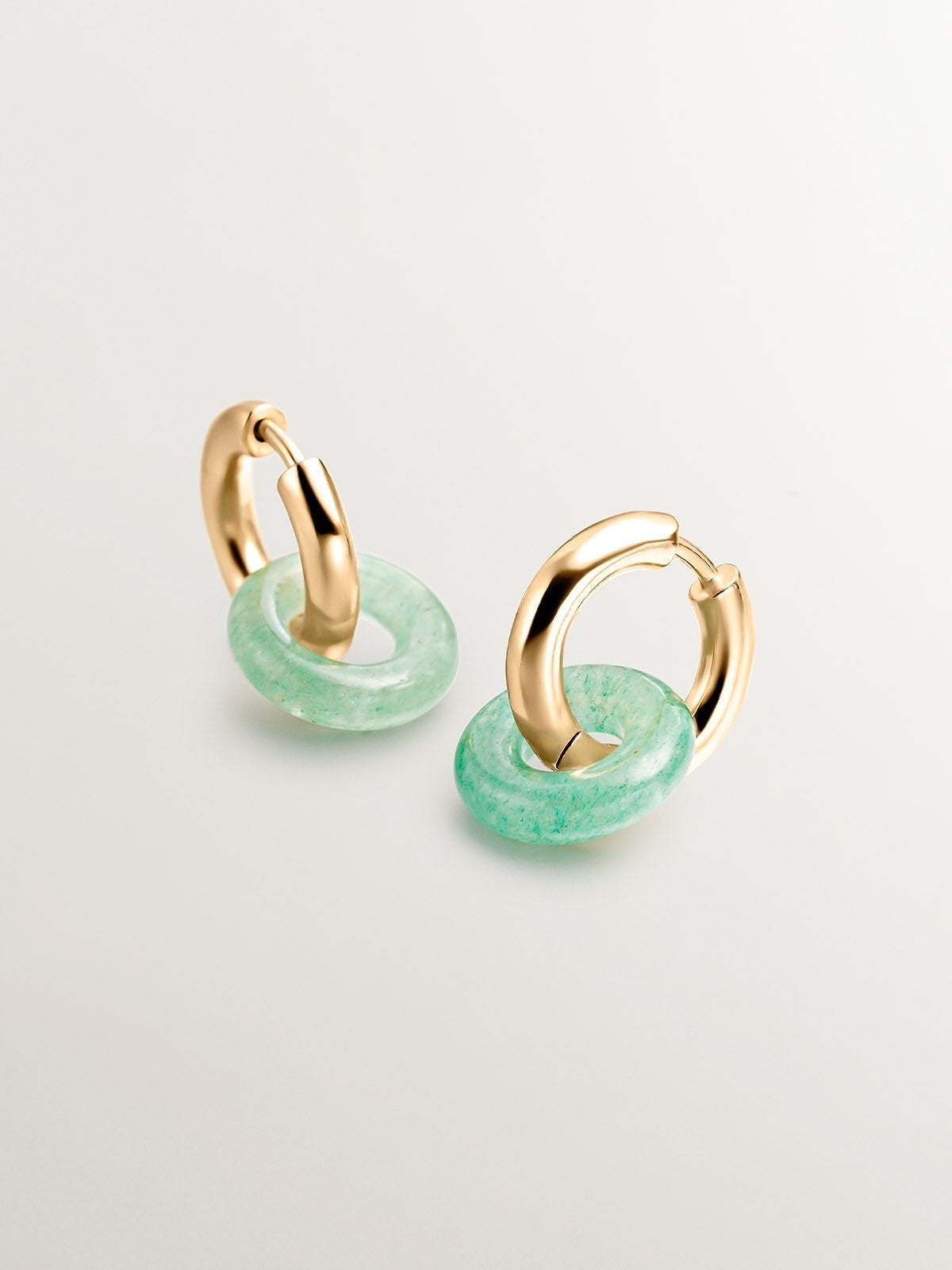 Small hoop earrings made of 925 silver bathed in 18K yellow gold with green aventurine