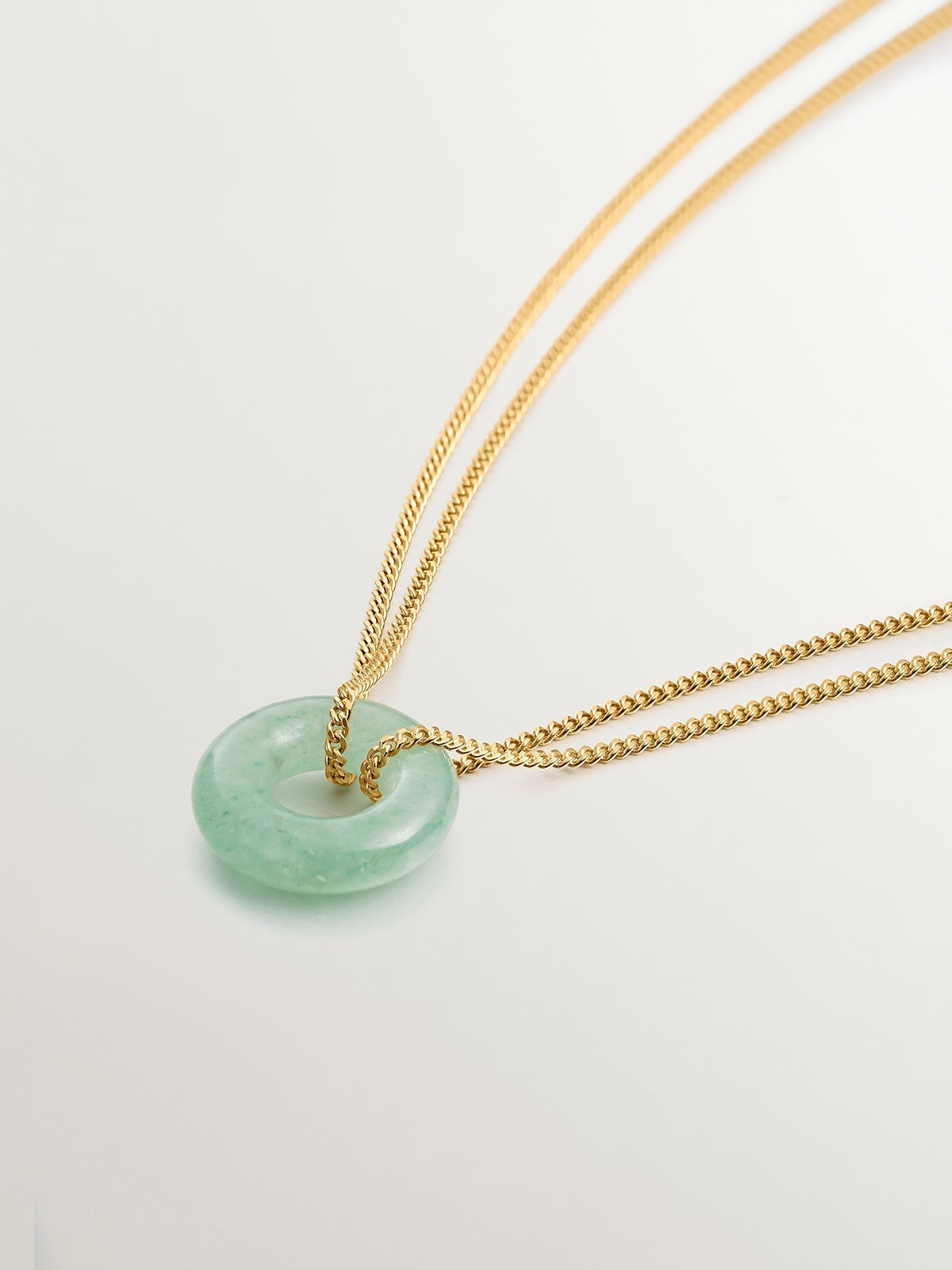 Yellow 18K gold-plated 925 silver pendant with green aventurine