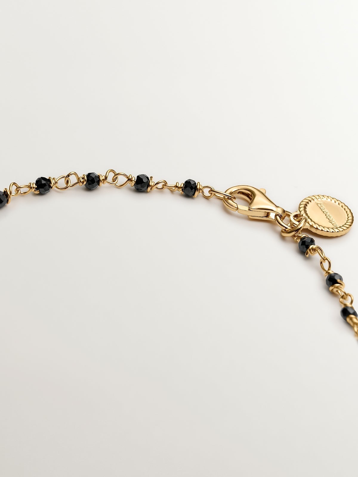 Pulsera de plata 925 bañada en oro amarillo de 18K con espinela negra