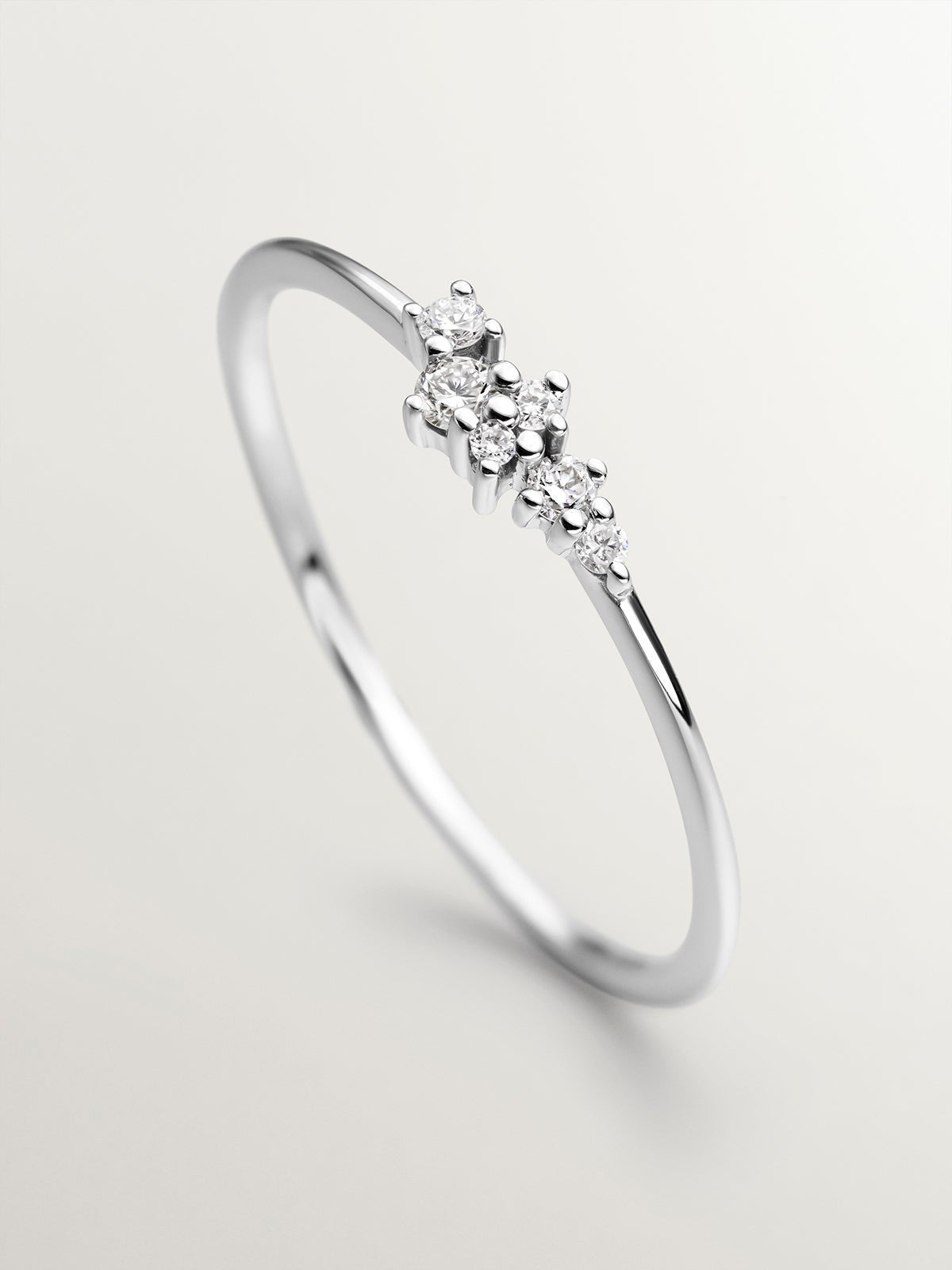 18K yellow gold ring with diamonds 0.07 cts