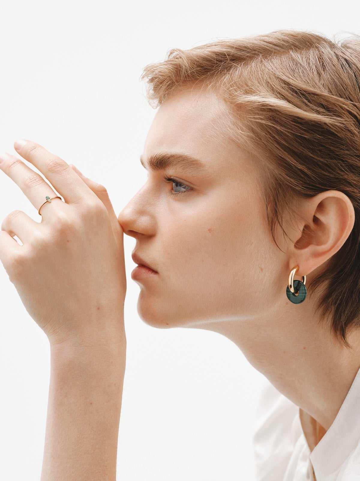 9K Yellow Gold Ring with Emerald and Diamond