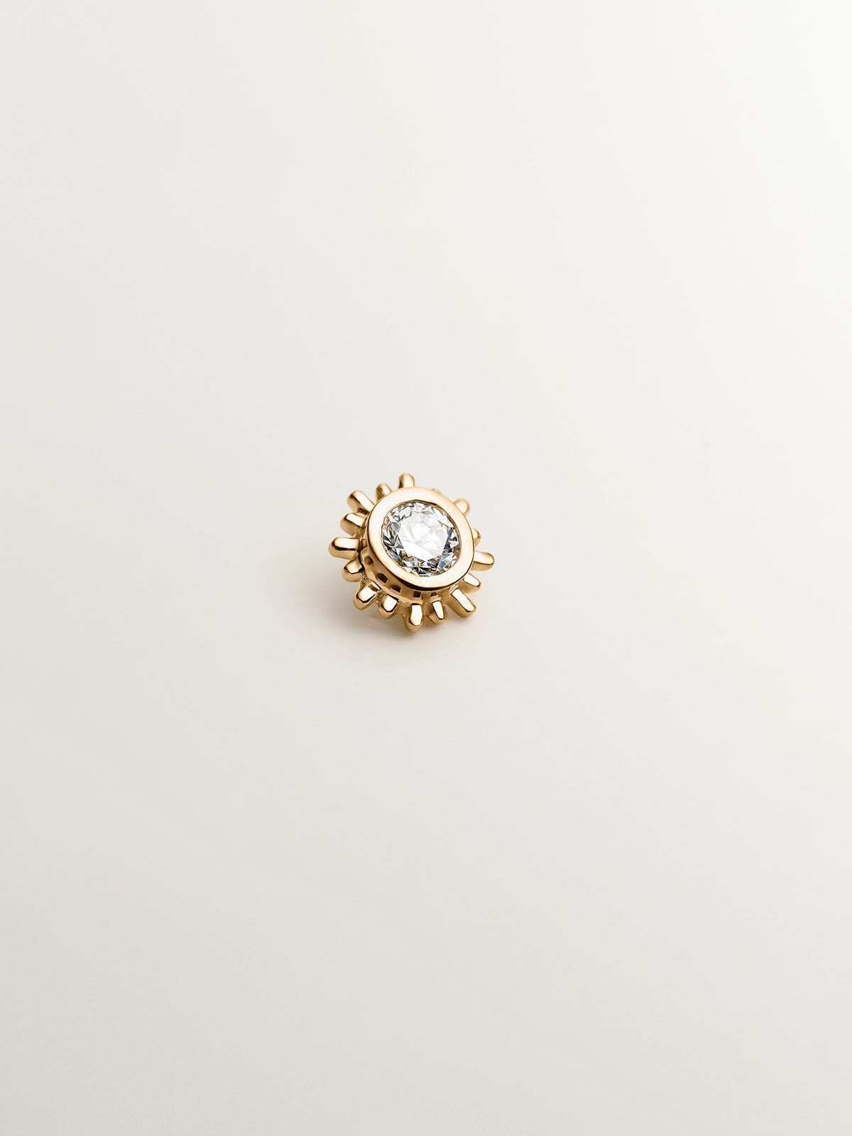 18K yellow gold piercing with diamond