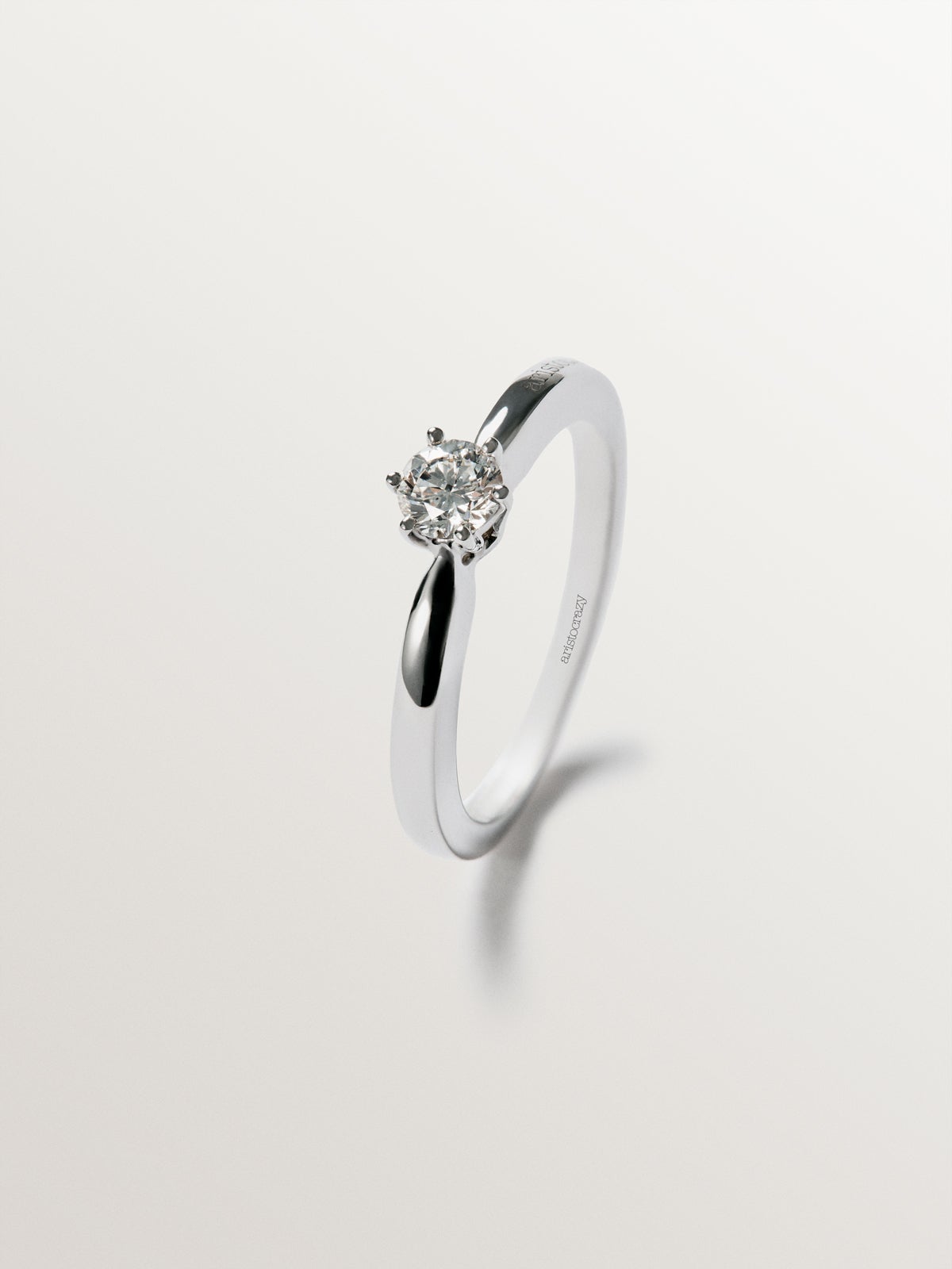 18K white gold solitaire ring with diamond 0.2 cts
