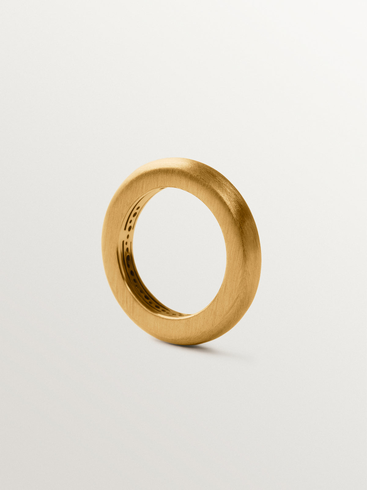 18K yellow gold-plated 925 sterling silver chunky ring with brushed finish