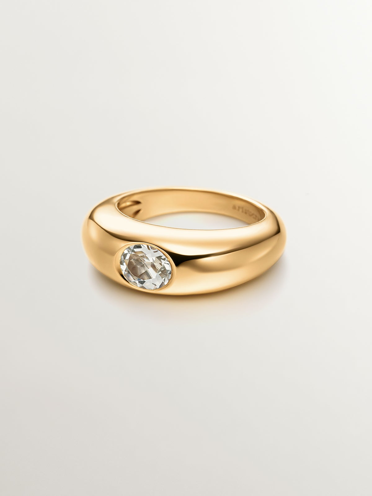 925 silver ring plated in 18K yellow gold with green quartz
