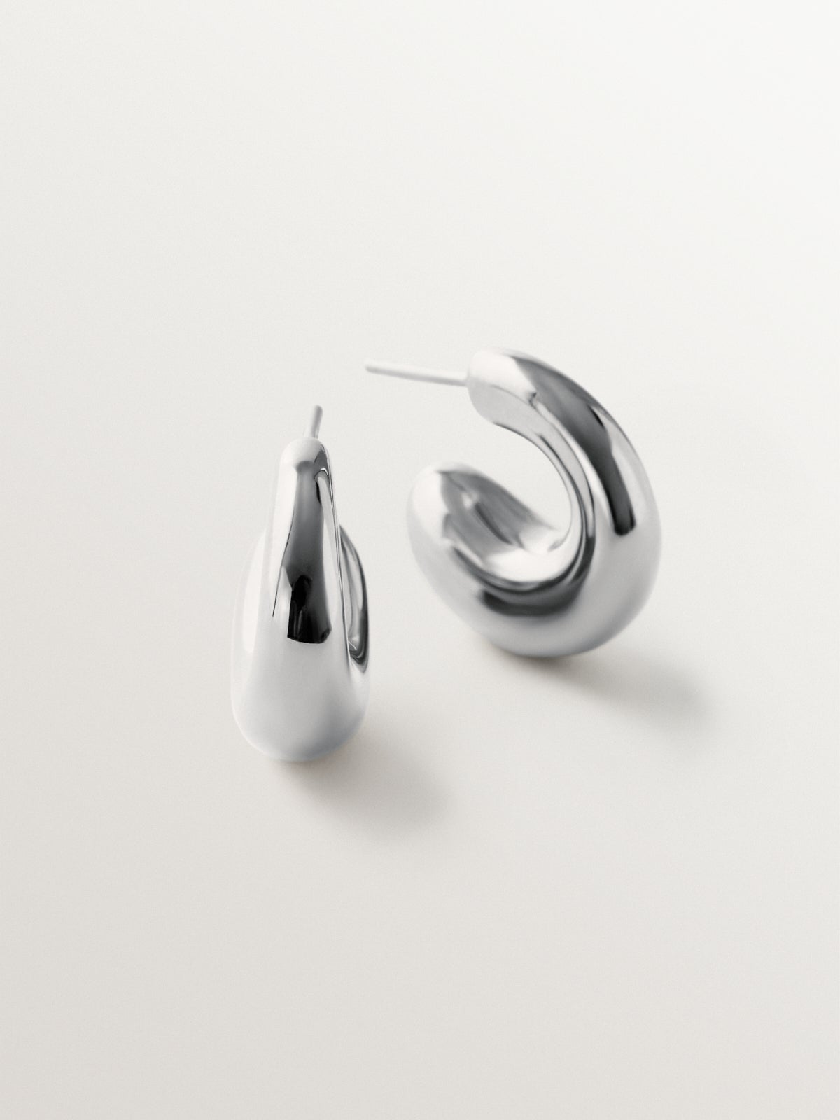 Small chunky hoop earrings made of 925 silver