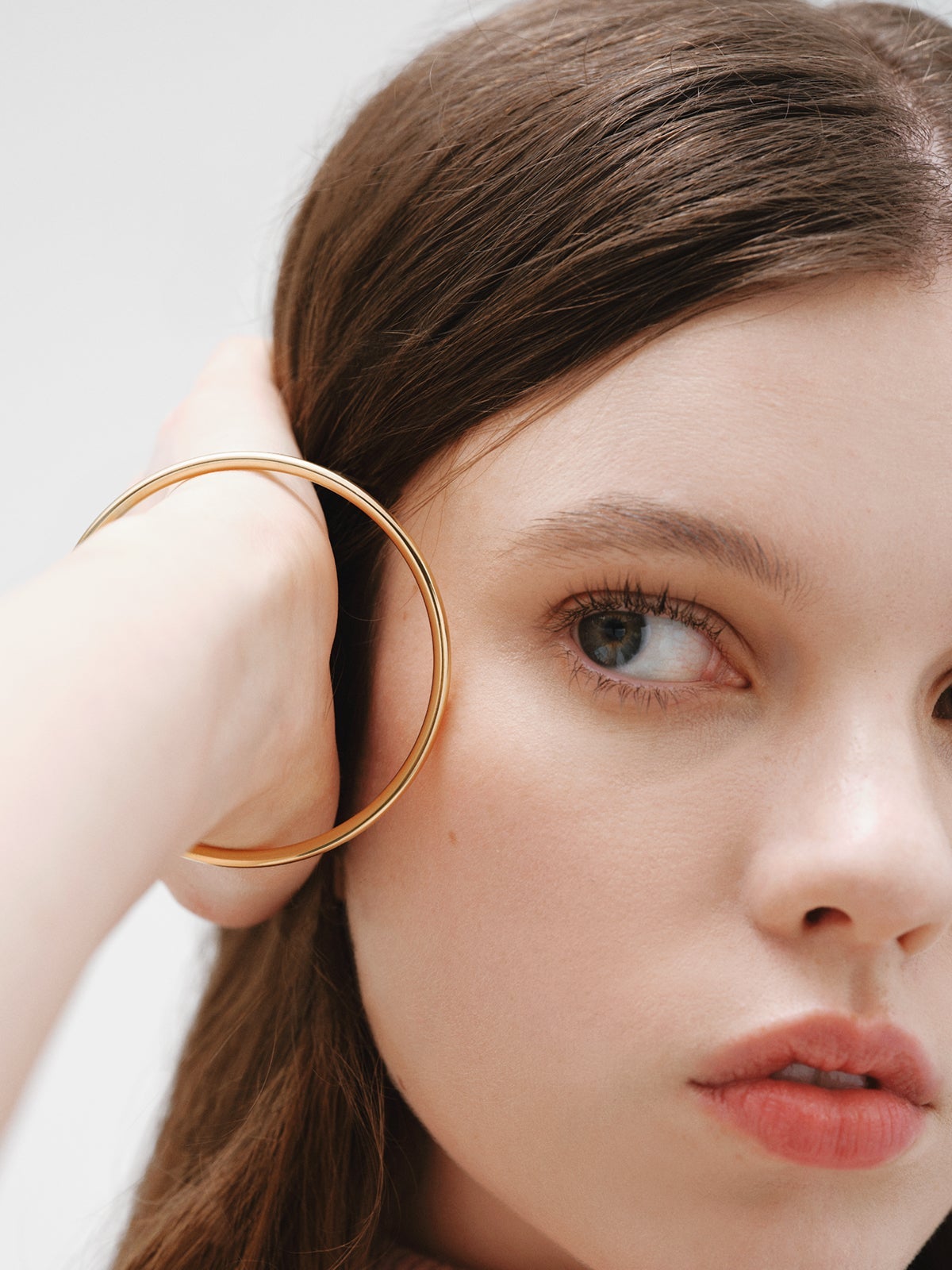 Rigid weekly style bracelet in 18K yellow gold plated 925 silver.