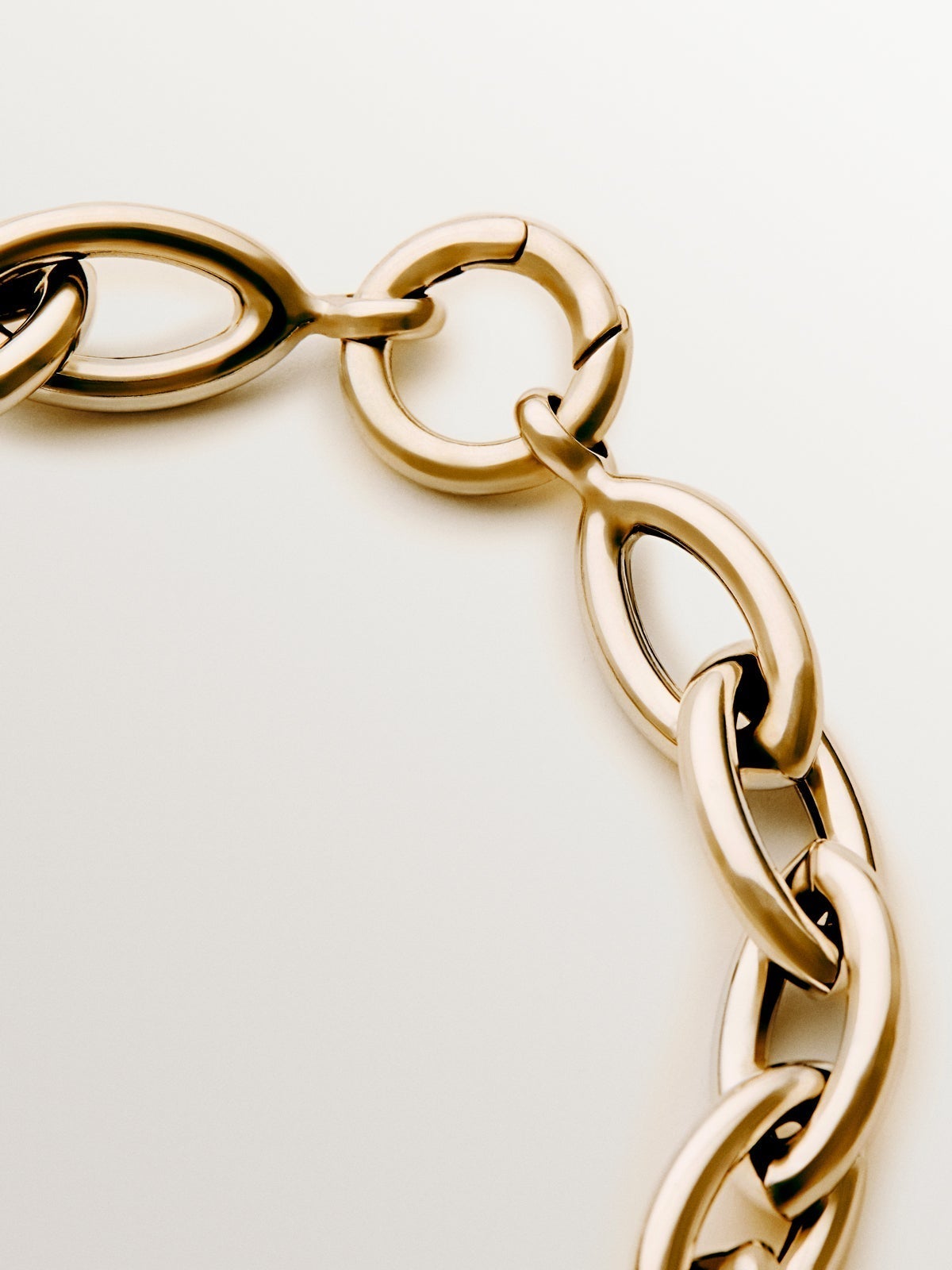 18K yellow gold plated 925 silver chain with oval links