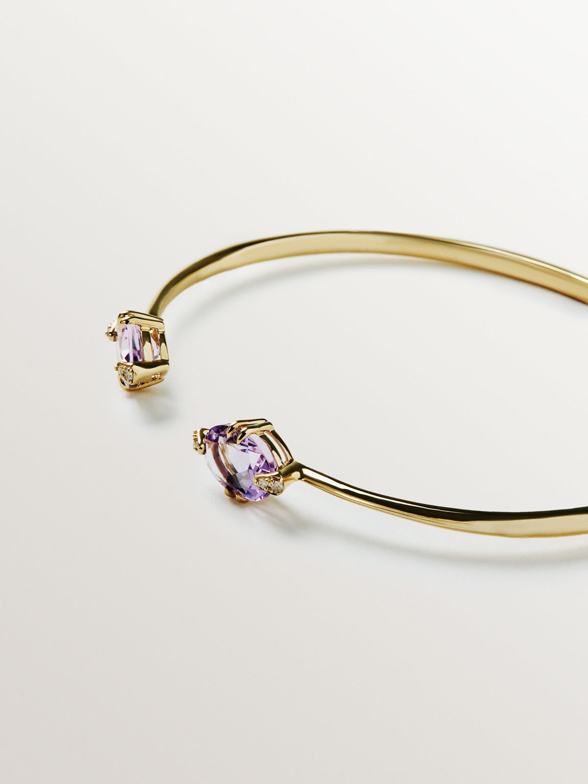9K yellow gold open bracelet with pink amethysts and diamonds