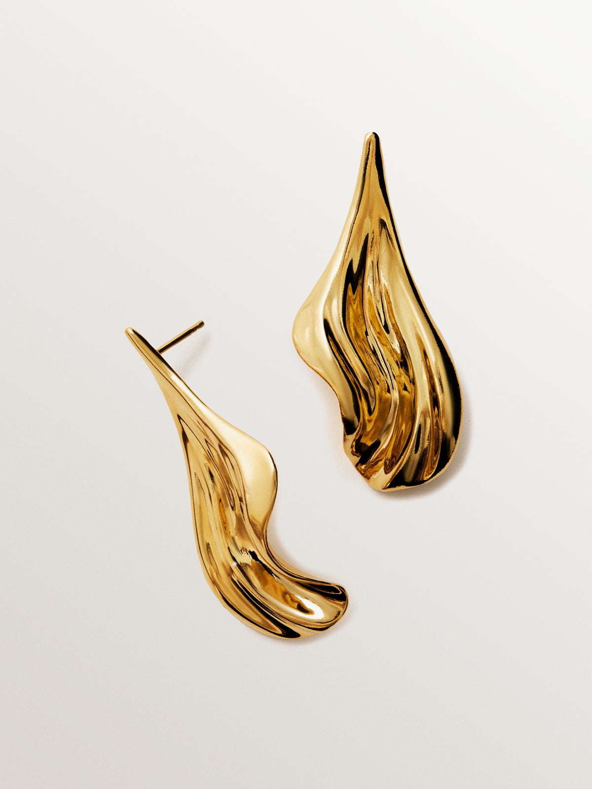 18K yellow gold plated 925 silver earrings with texture