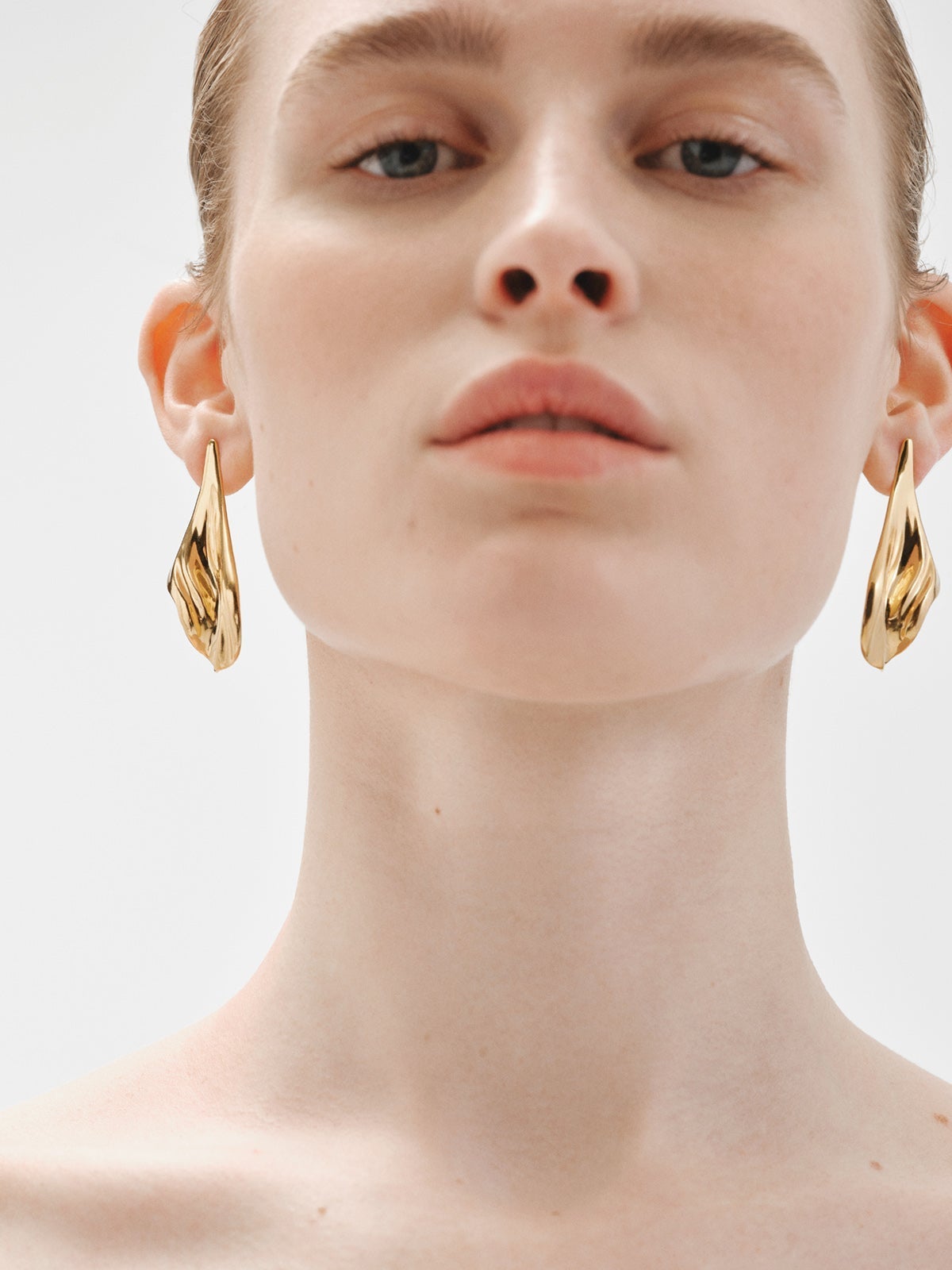 18K yellow gold plated 925 silver earrings with texture