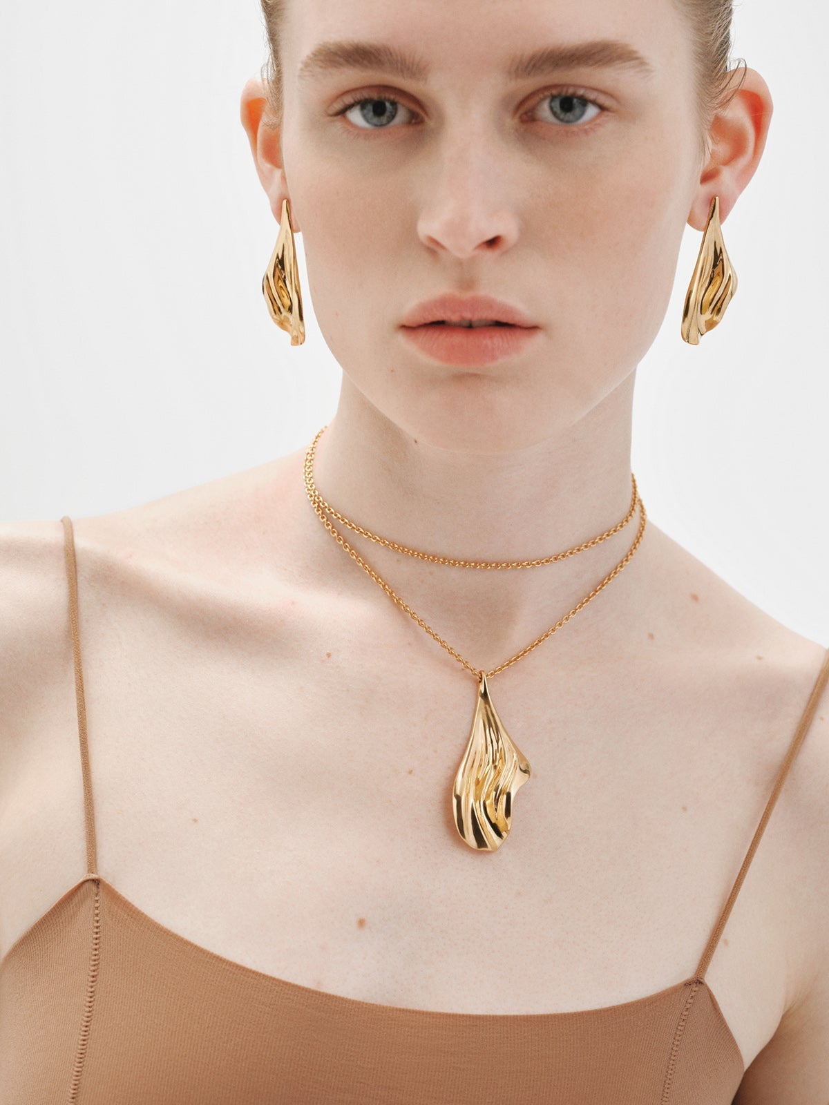 18K yellow gold plated 925 silver earrings with texture