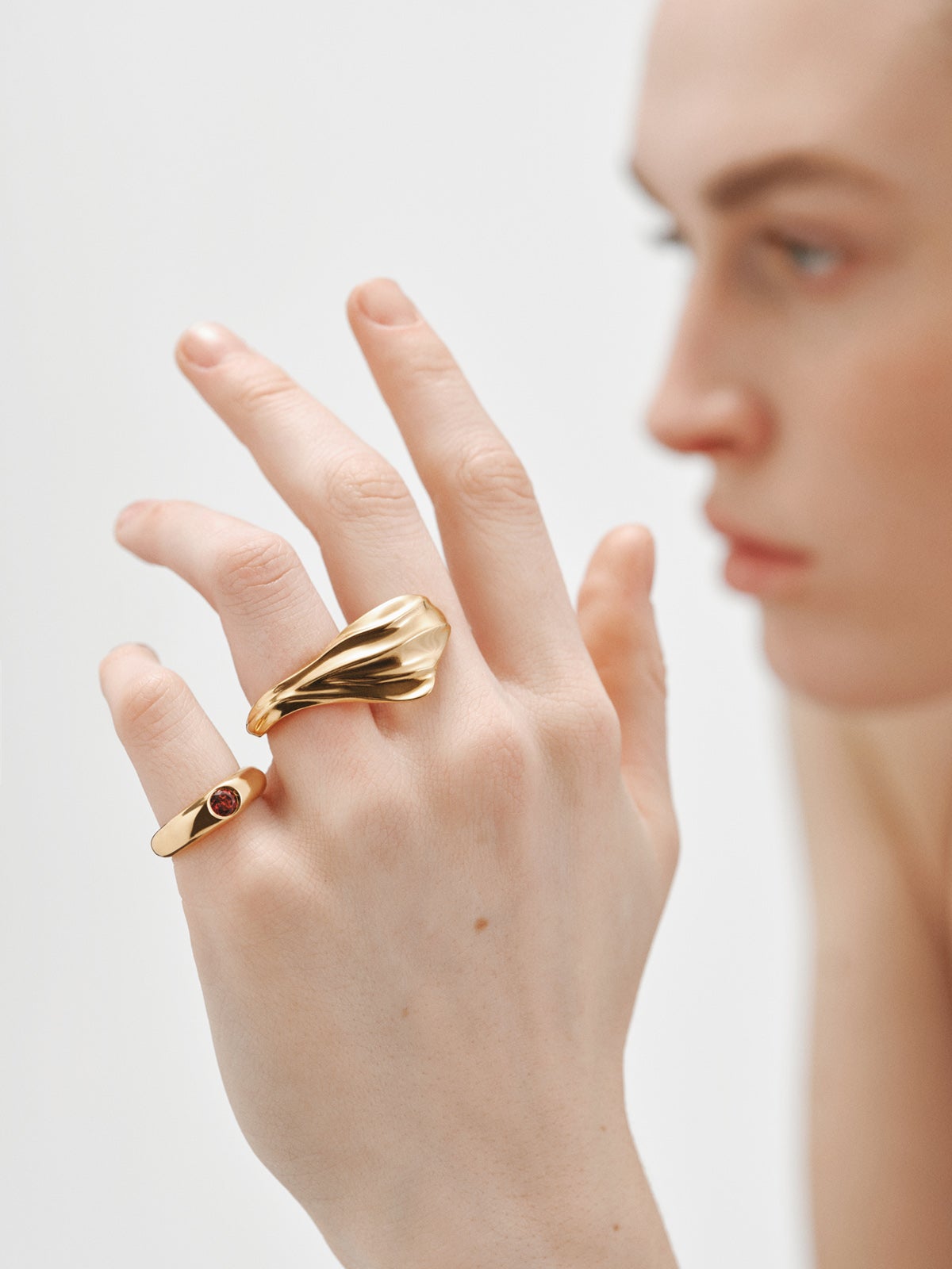 18K yellow gold plated 925 silver ring with red rhodolite