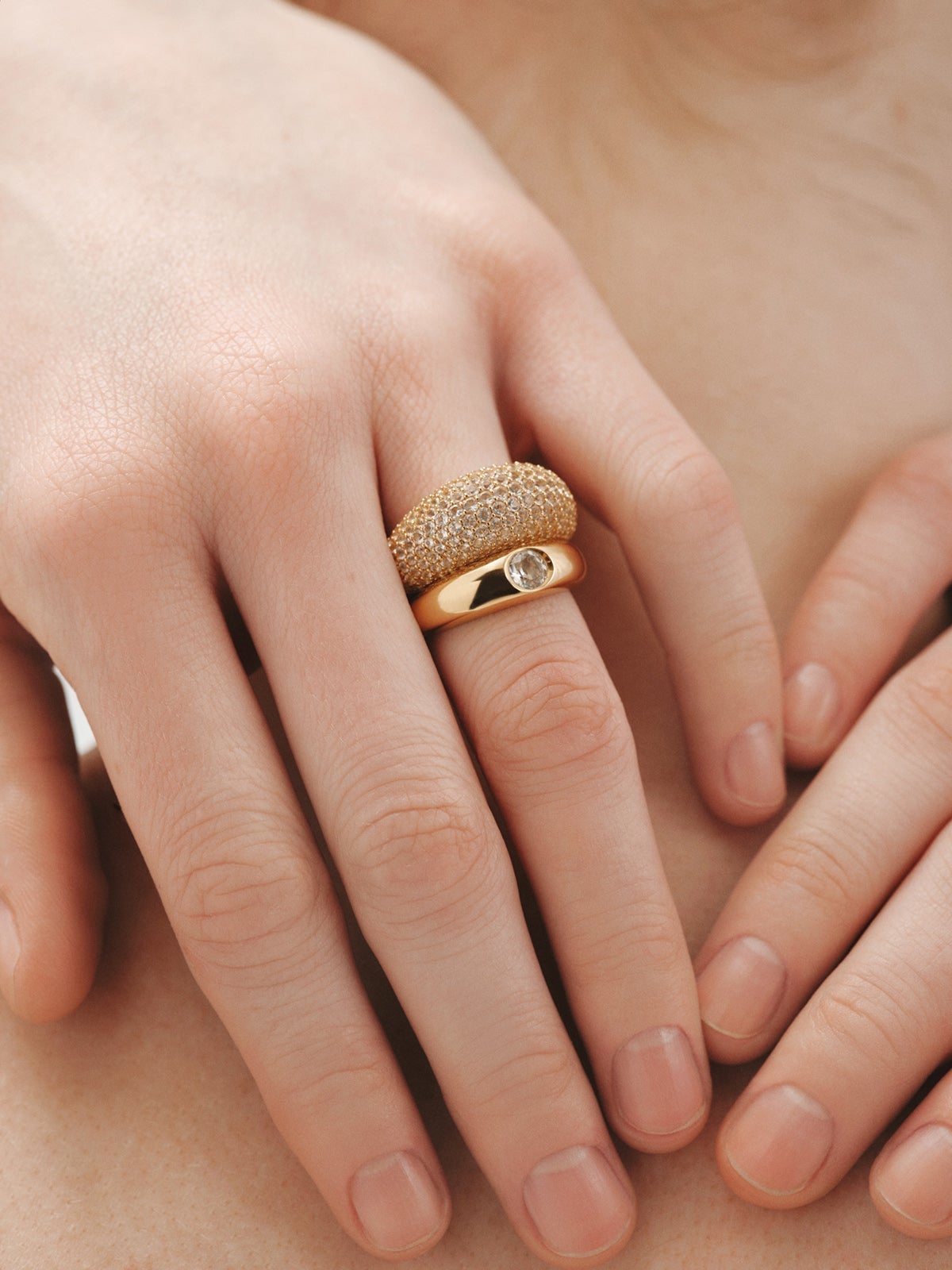 18K yellow gold plated 925 silver ring with white topaz