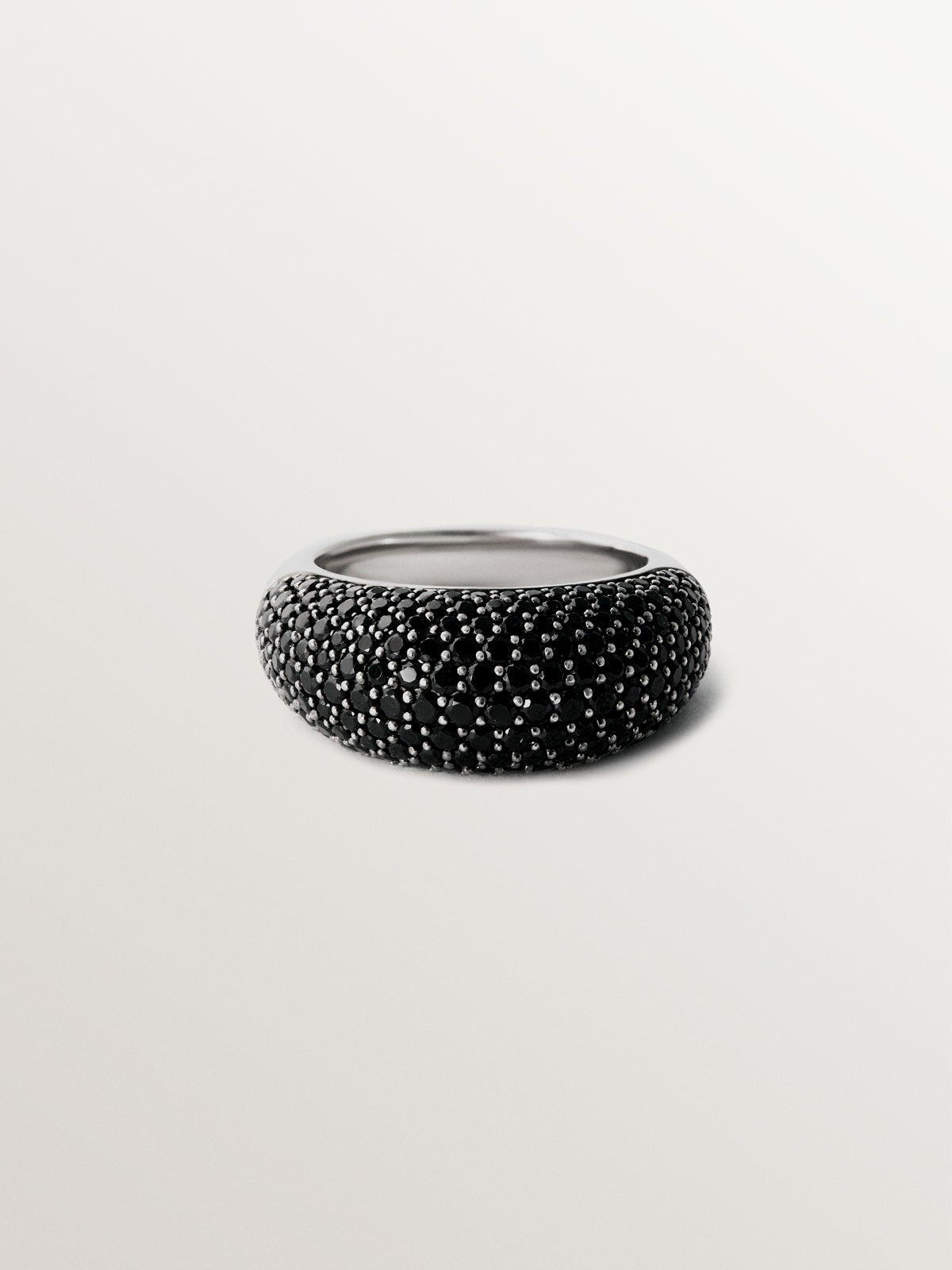 925 silver ring with paved black spinels