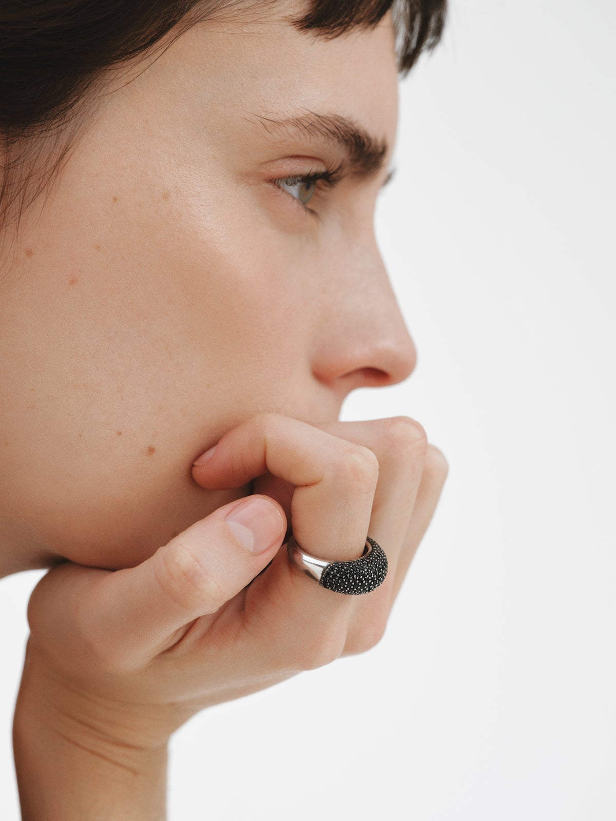 925 silver ring with paved black spinels
