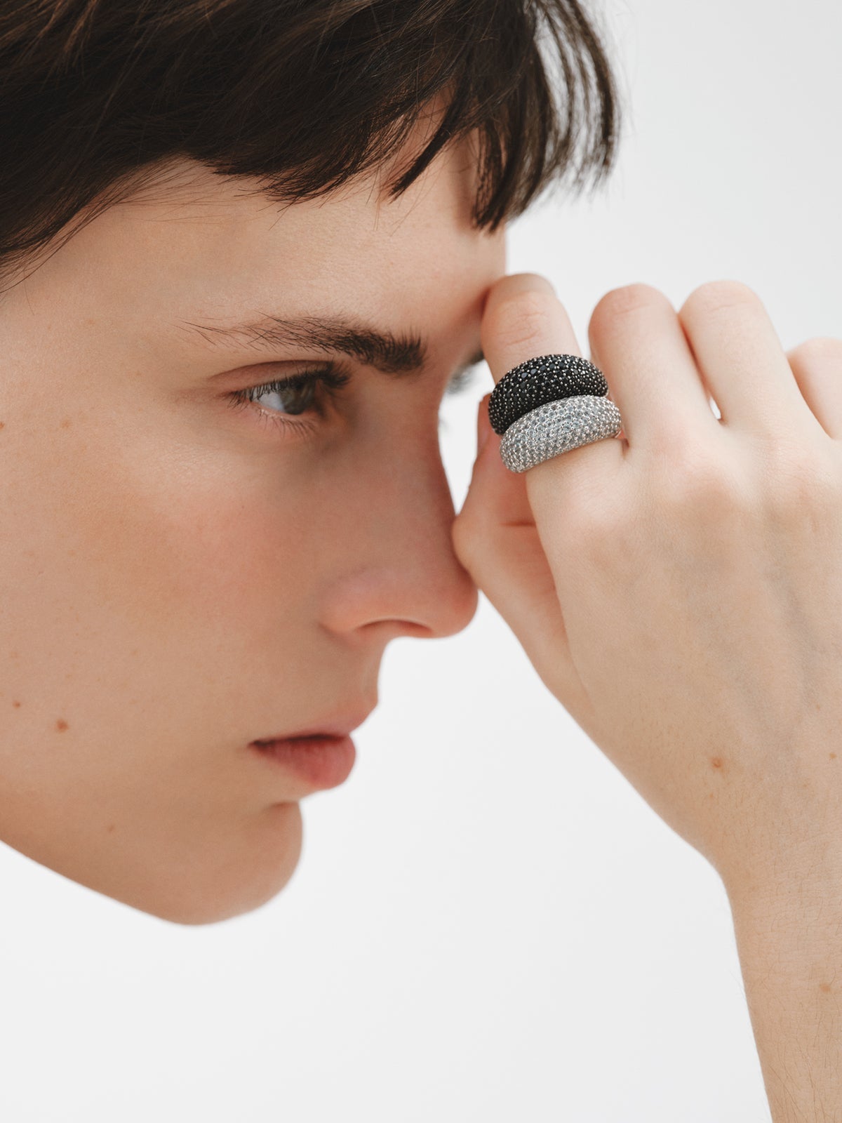 925 silver ring with paved black spinels