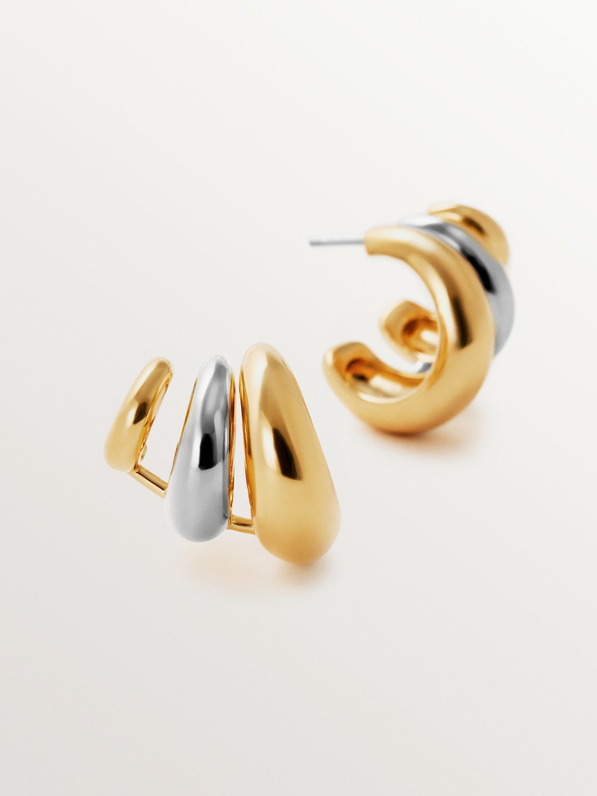 Climbing earrings in rhodium-plated 925 silver and 18K yellow gold