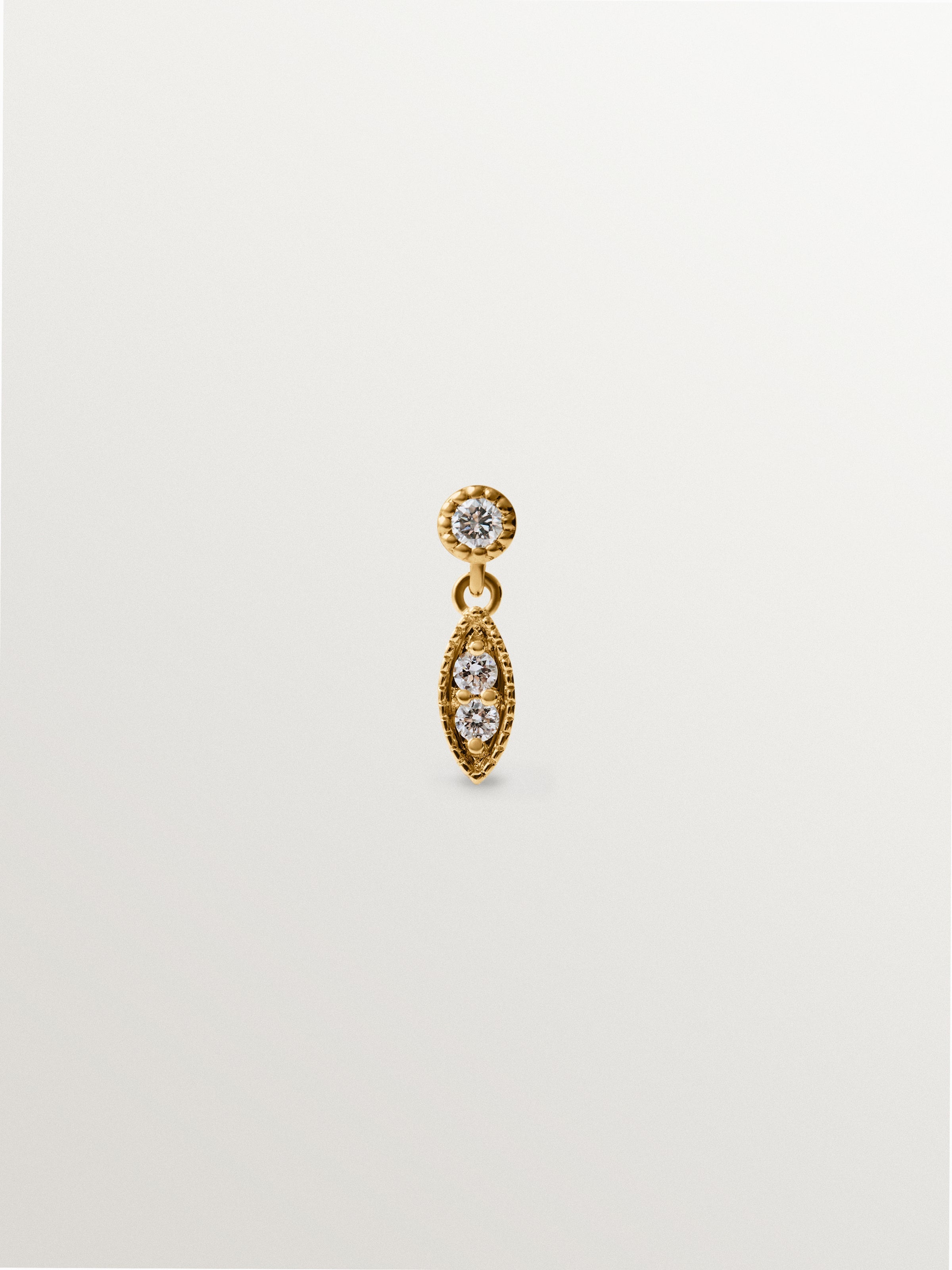 18K yellow gold piercing with brilliant-cut diamonds