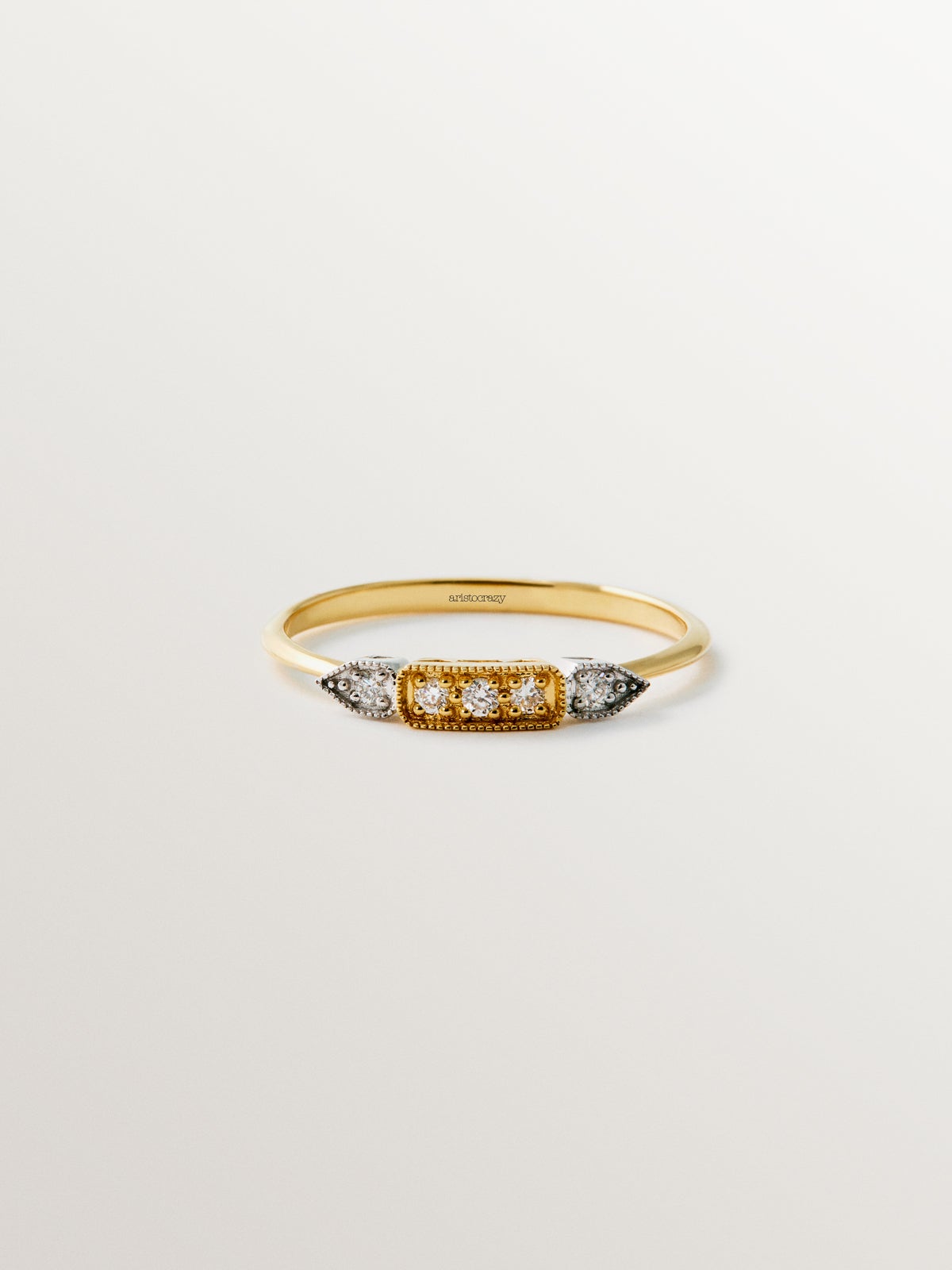 18K white and yellow gold ring with brilliant-cut pavé diamonds