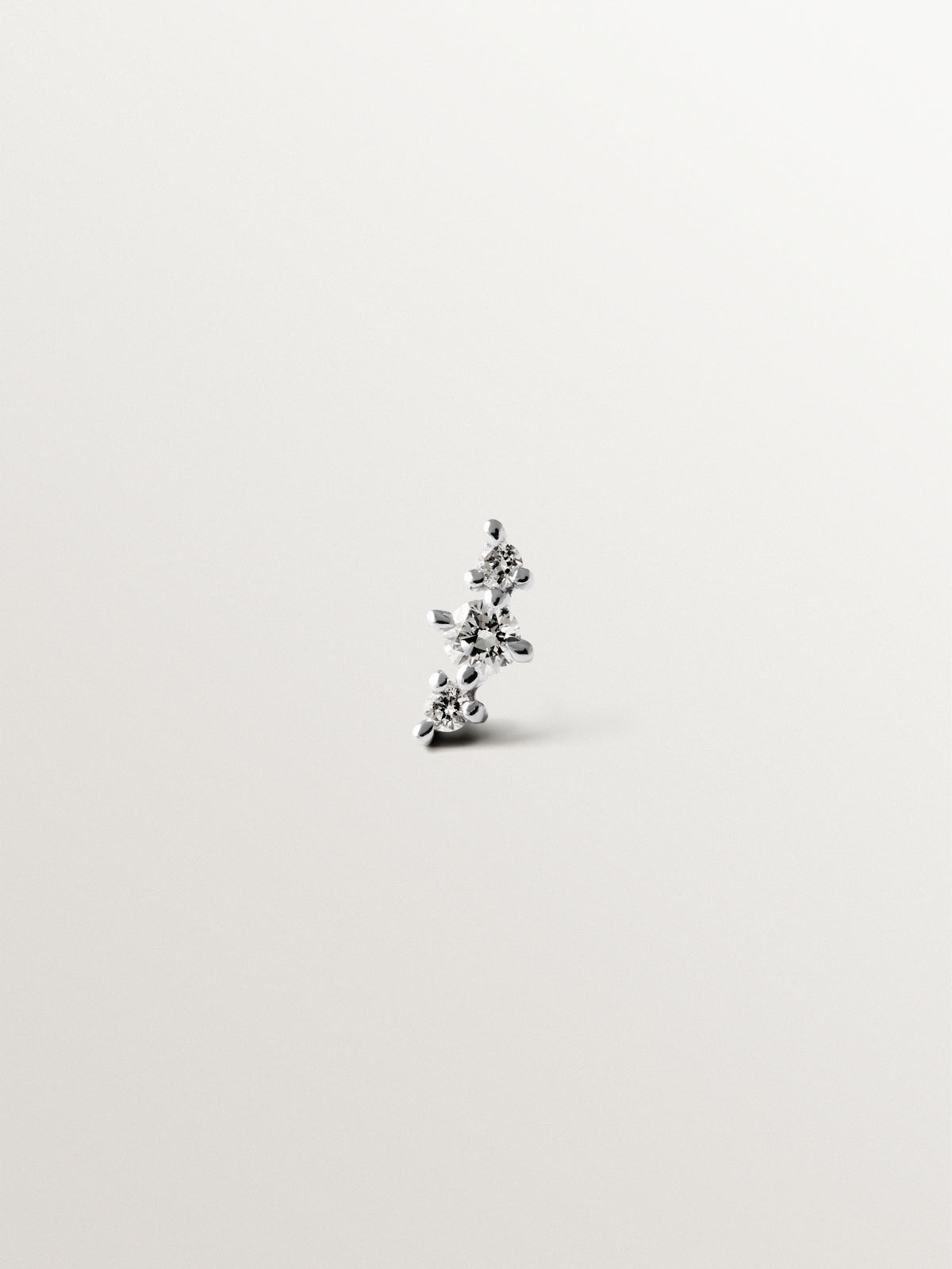 18K white gold piercing with diamonds